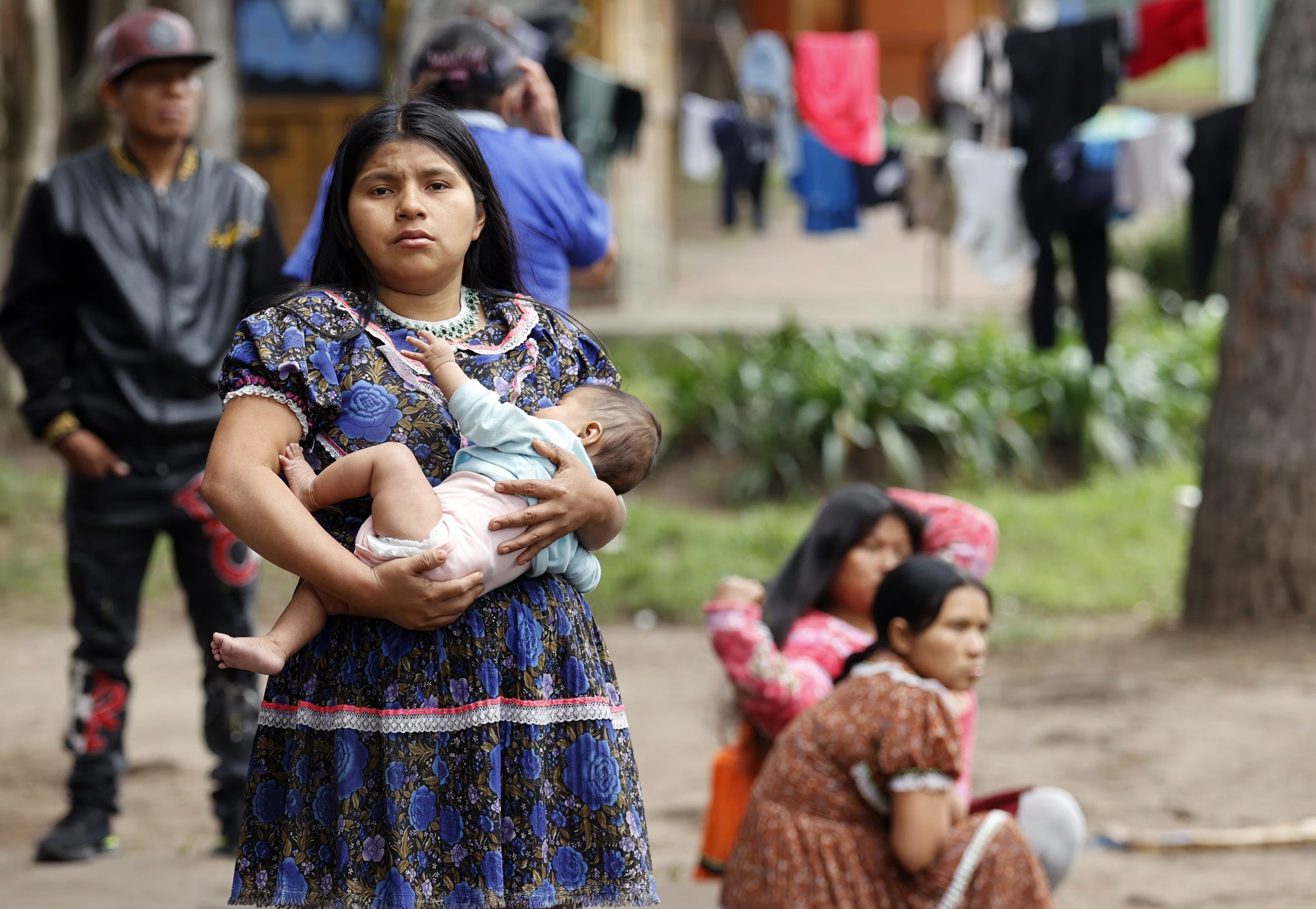 La Secretaría de Integración Social confirmó el traslado de 52 niñas, niños y adolescentes Emberá a espacios seguros en Bogotá. - crédito EFE/ Mauricio Dueñas Castañeda (referencia)
