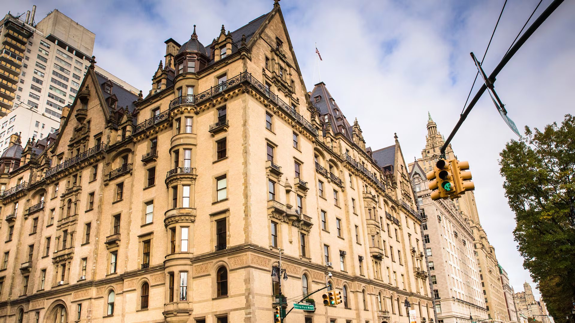 El edificio Dakota ha sido objeto de múltiples teorías relacionadas con el mundo de lo paranormal (Shutterstock)