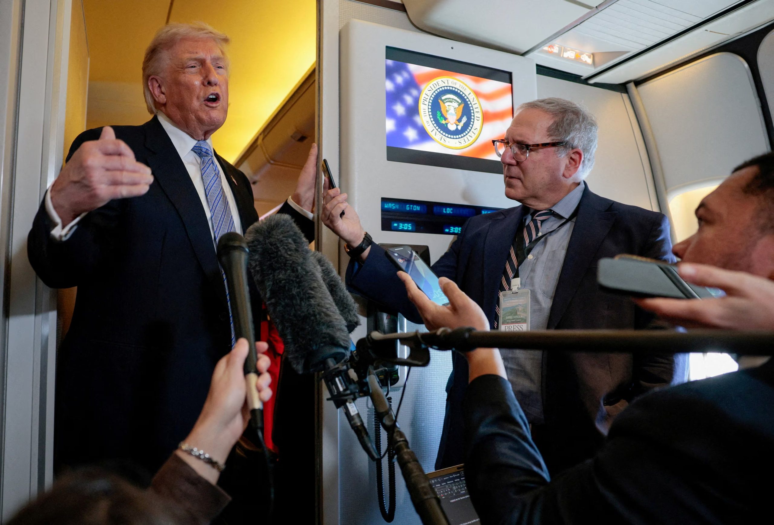 Trump dijo que quedó satisfecho con lo que habló con Xi sobre Irán (REUTERS/Evan Vucci)