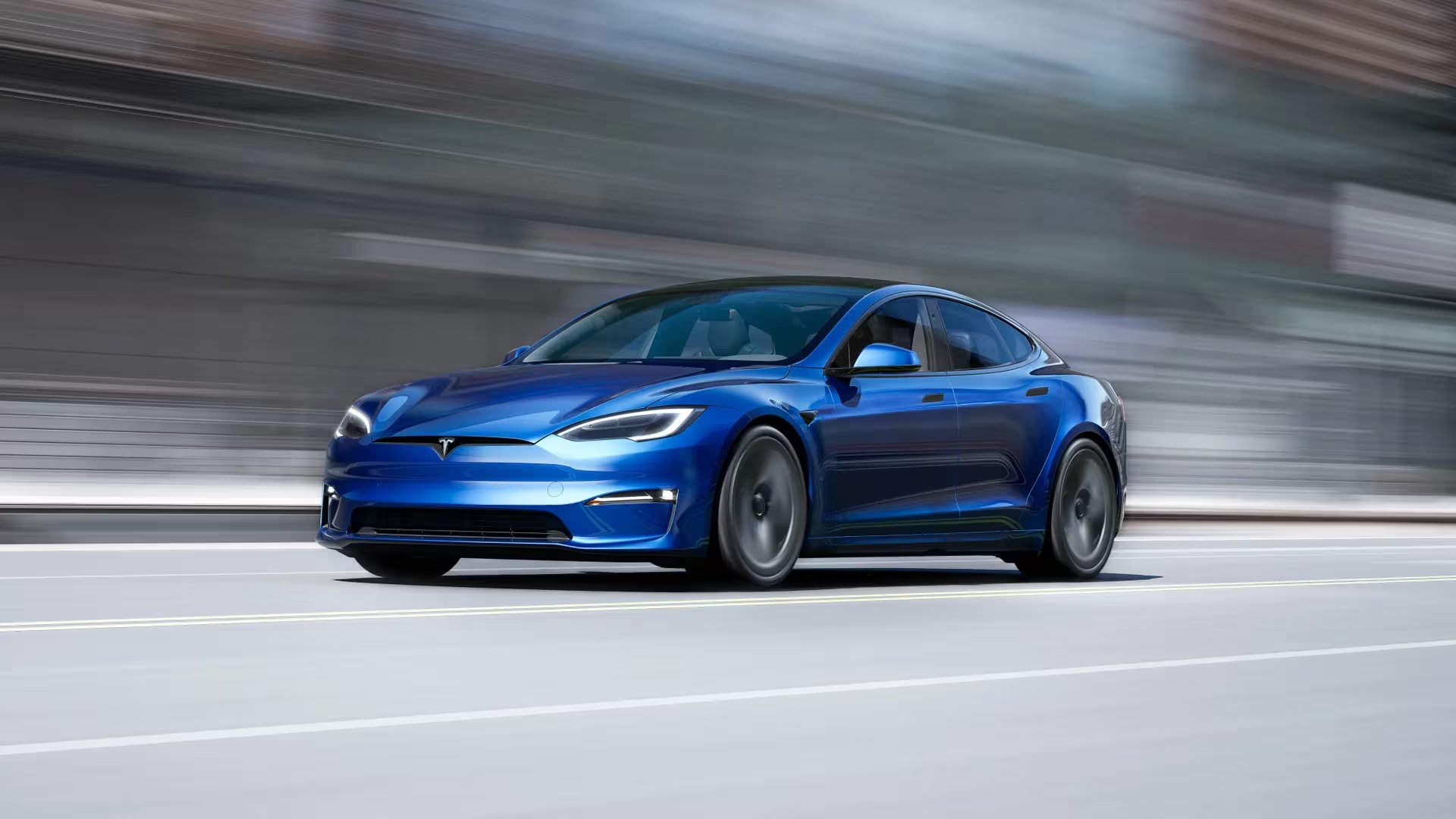 El Model S Plaid incluye el sistema Full Self-Driving, mientras que Ferrari no ha anunciado conducción autónoma para el Luce. (Bloomberg)