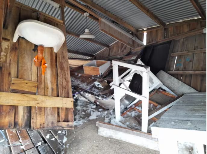 El temporal causó daños en la costa bonaerense de Monte Hermoso