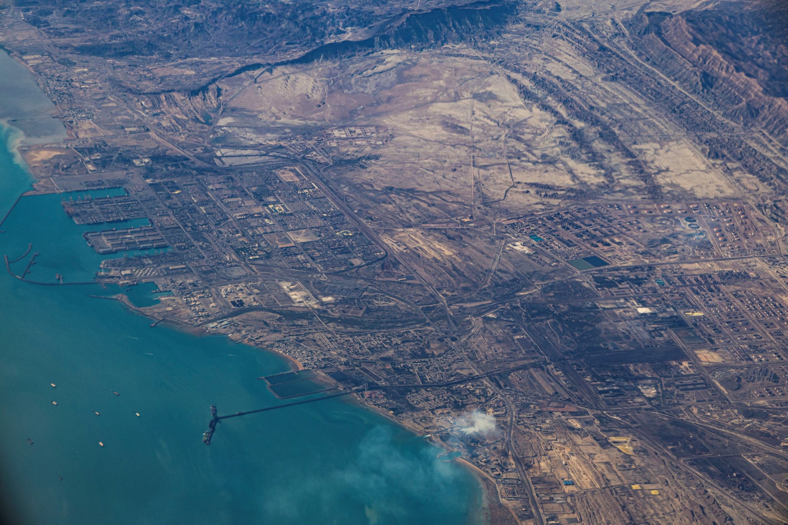 FOTO DE ARCHIVO: Una vista aérea Puerto de Fujairah, Emiratos Árabes Unidos en el estrecho de Ormuz, 10 de diciembre de 2023. REUTERS/Stringer/Foto de archivo