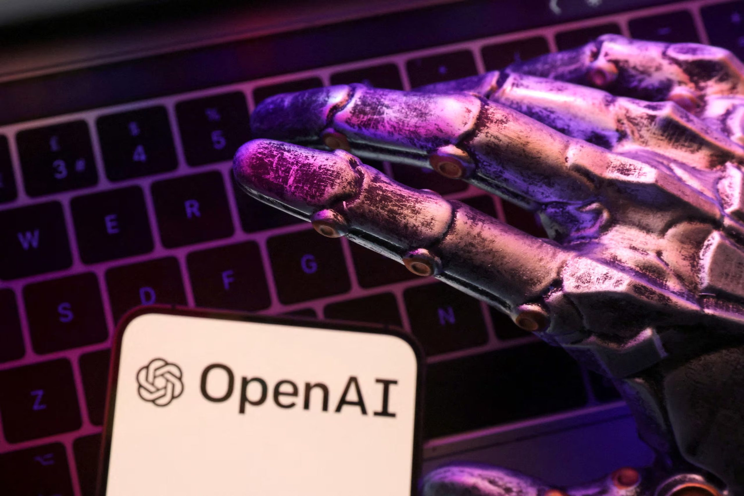 ChatGPT es un sistema de inteligencia artificial conversacional desarrollado por OpenAI. 
REUTERS/Dado Ruvic/Illustration