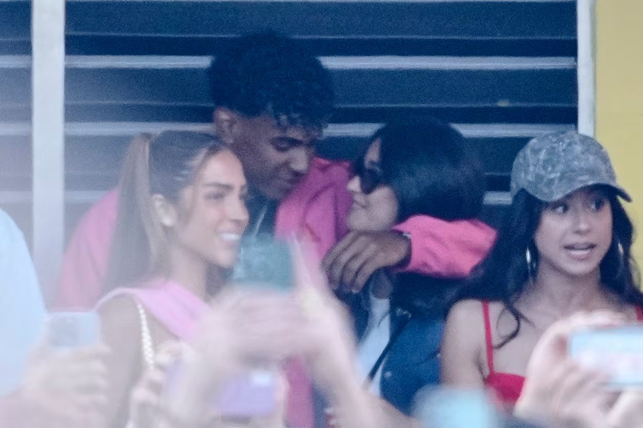 Lamine Yamal y su novia Inés García en el concierto de Bad Bunny en Barcelona (EFE)