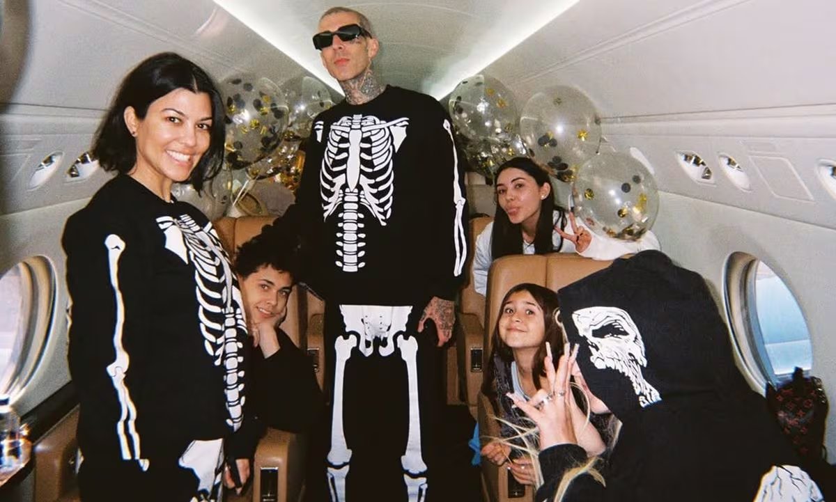 Los hijos de Kourtney Kardashian celebran momentos familiares y tradiciones privadas
(Instagram /kourtneykardash)