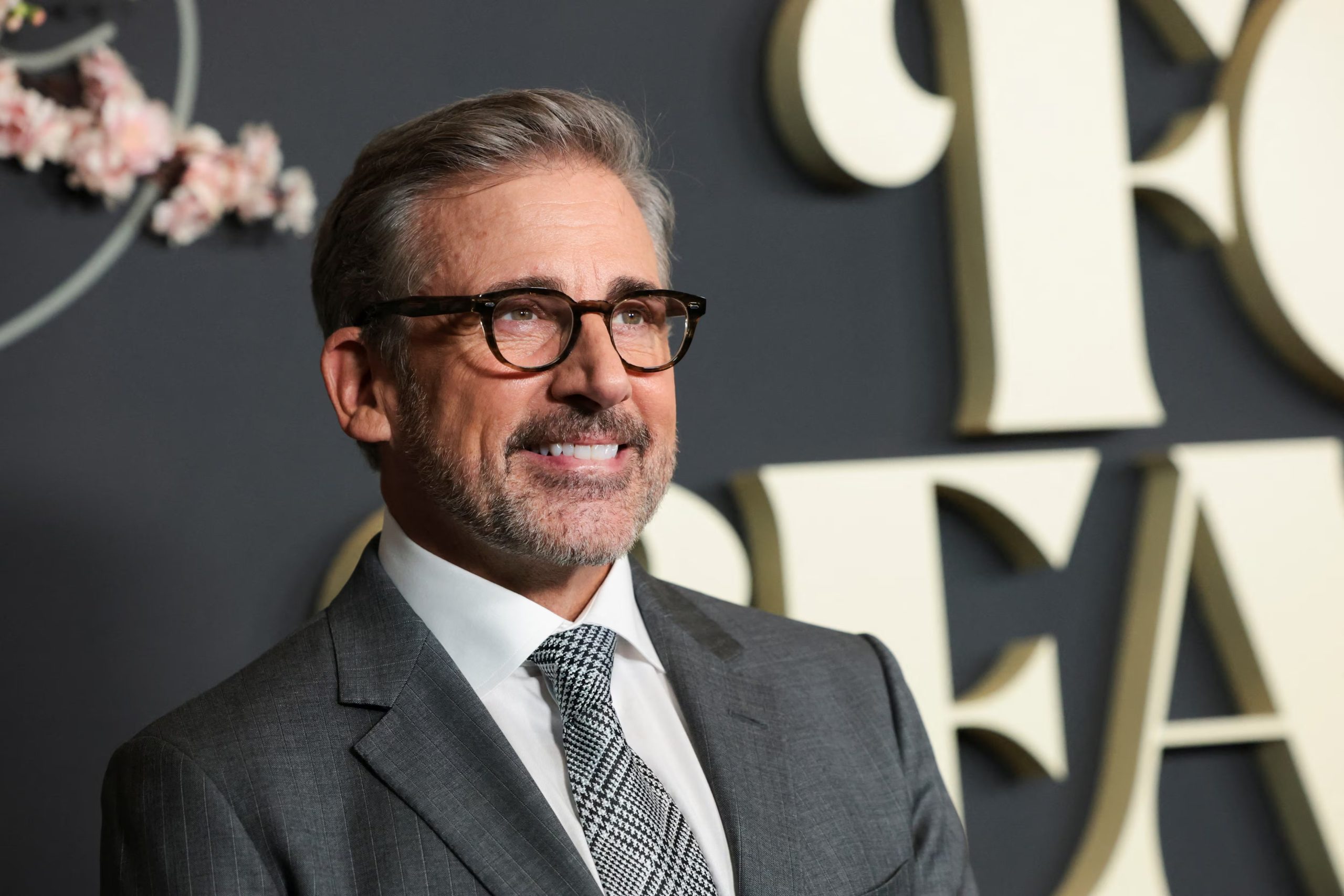 Steve Carell asiste al estreno de la serie “The Four Seasons” en el Directors Guild of America en Los Ángeles, California (REUTERS/Archivo)