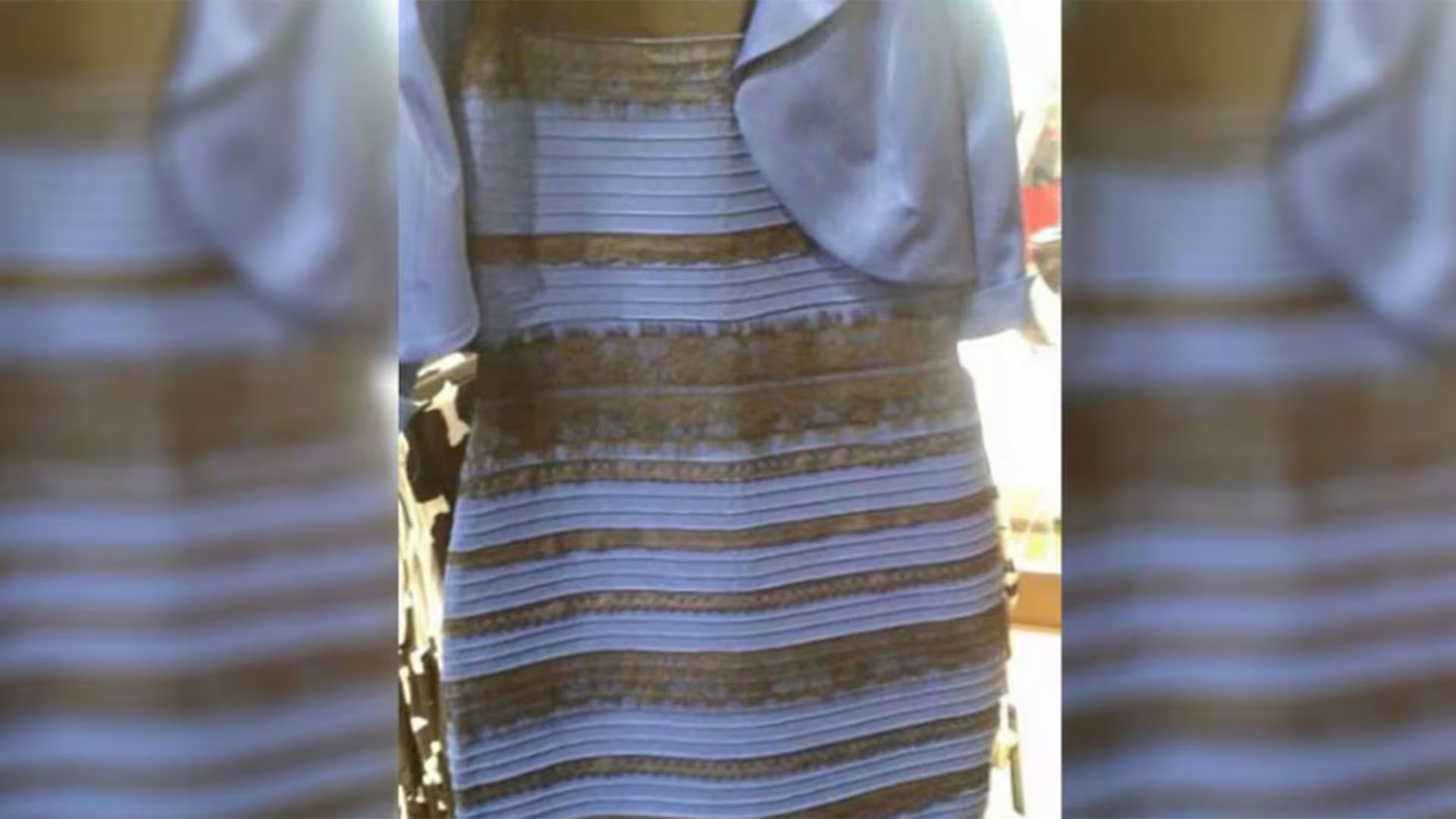 El vestido viral era ¿blanco y dorado o, más bien, negro y azul?