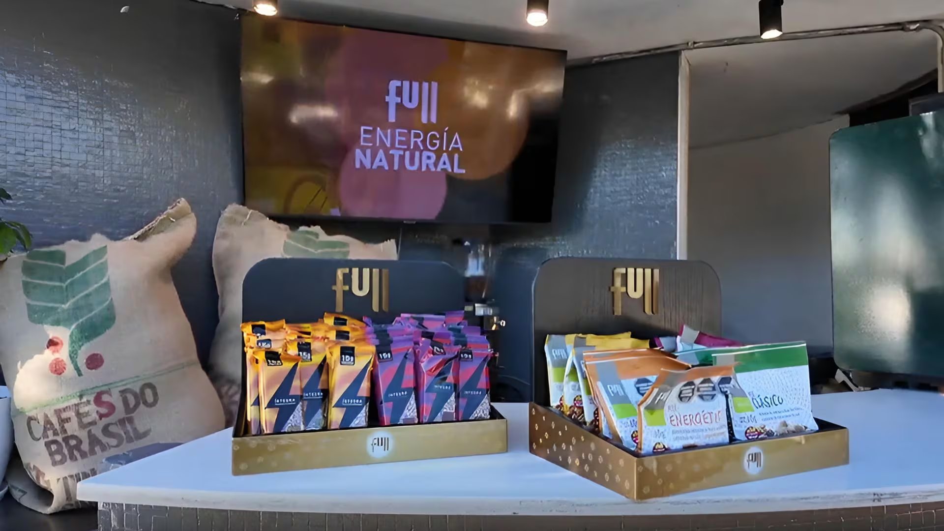 La primera estación YPF Black en Nordelta ofrece atención personalizada y espacios exclusivos (Gastón Taylor)