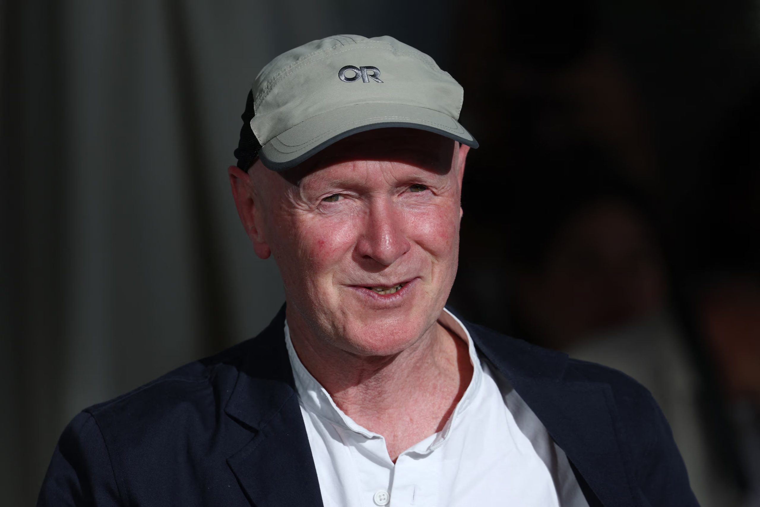 Paul Laverty, guionista y jurado en Cannes, alerta sobre el poder de las grandes tecnológicas y los algoritmos creados por la IA