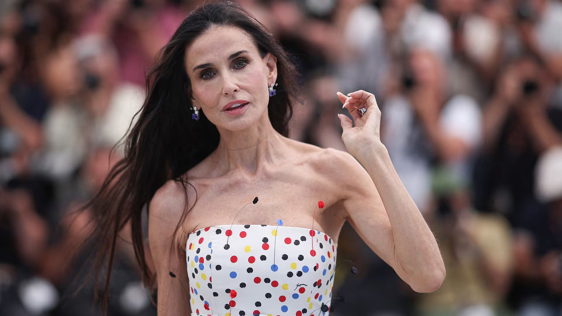 Usuarios en internet expresaron preocupación por la visible pérdida de peso de la protagonista de The Substance (REUTERS)