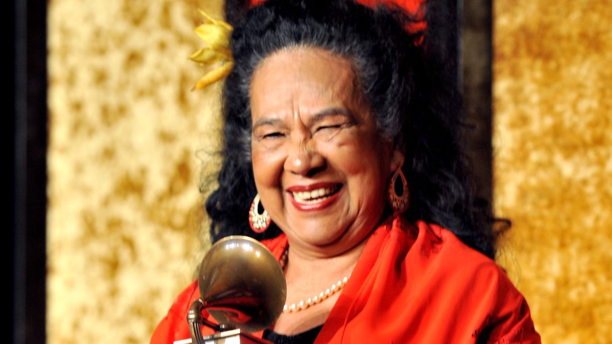 Totó la Momposina durante la ceremonia de los Latin Grammy 2013, donde recibió el Premio a la Excelencia Musical en reconocimiento a su trayectoria y aporte al folclor colombiano - crédito Latin Grammy/X