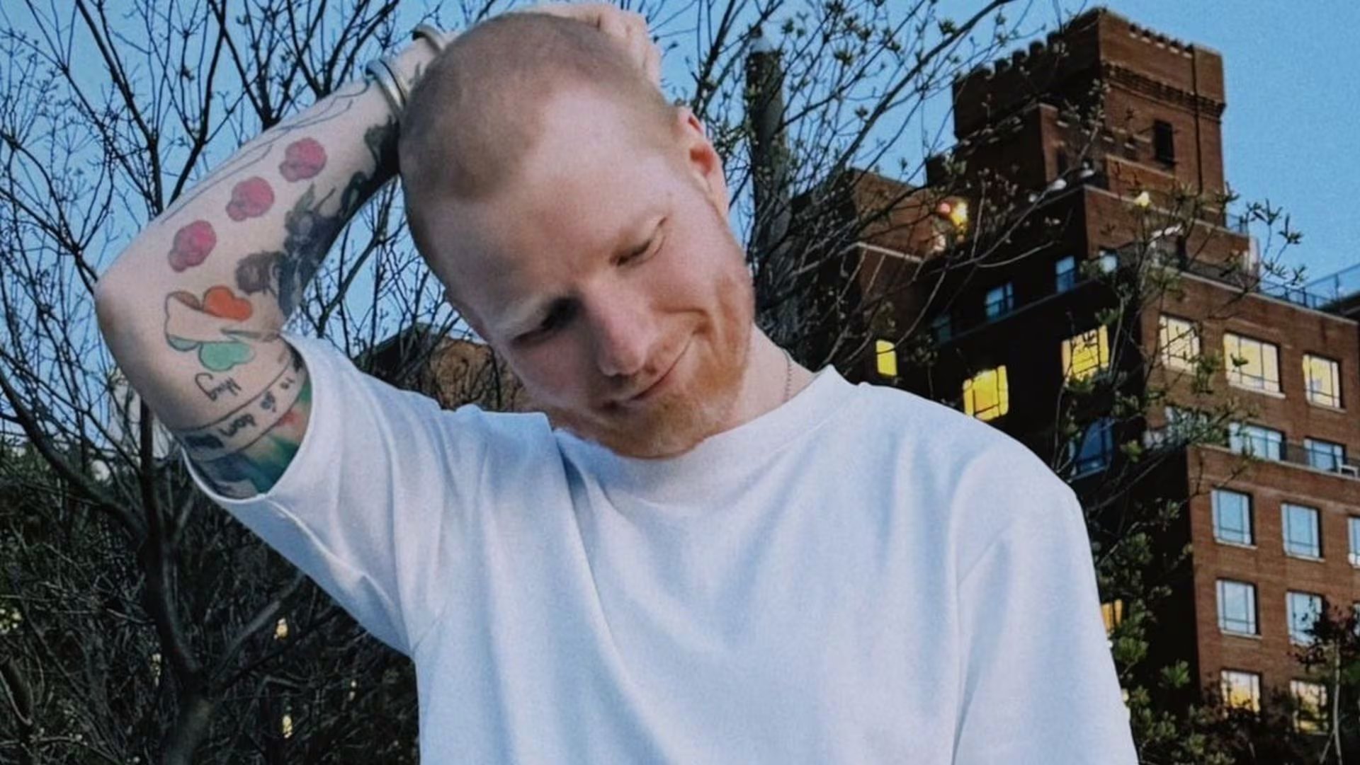 La decisión de dejar Warner Music responde a una necesidad personal de cambio profesional y no a un conflicto con la discográfica (Instagram/@teddysphotos)