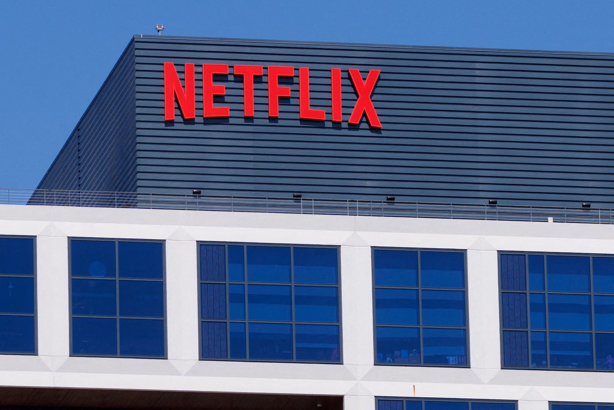 Netflix actualiza sus requisitos: qué hacer si tu dispositivo dejará de ser compatible tras la nueva restricción - REUTERS/Mike Blake/File Photo