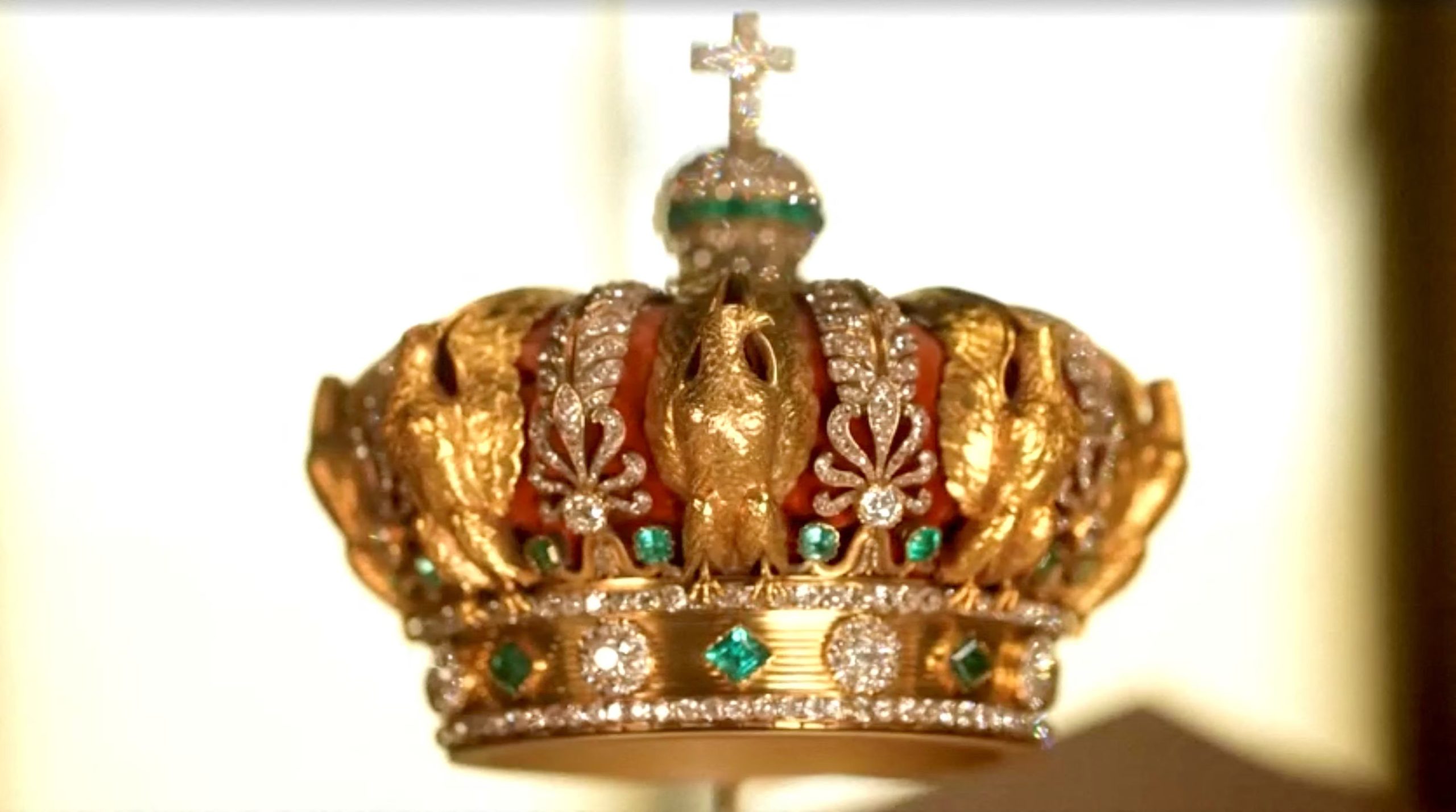 La pieza que el emperador Napoleón III mandó confeccionar para su esposa pasará a convertirse en una de las joyas más destacadas del museo Louvre (Museum/Handout via REUTERS)