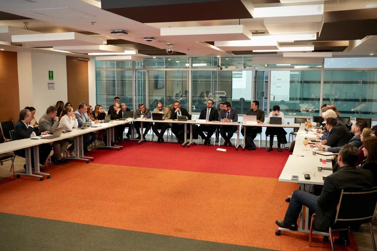 Edwin Palma, ministro de Minas y Energía, lideró una reunión interinstitucional con Canacol y sus clientes para revisar la situación financiera y contractual de la compañía - crédito Ministerio de Minas y Energía
