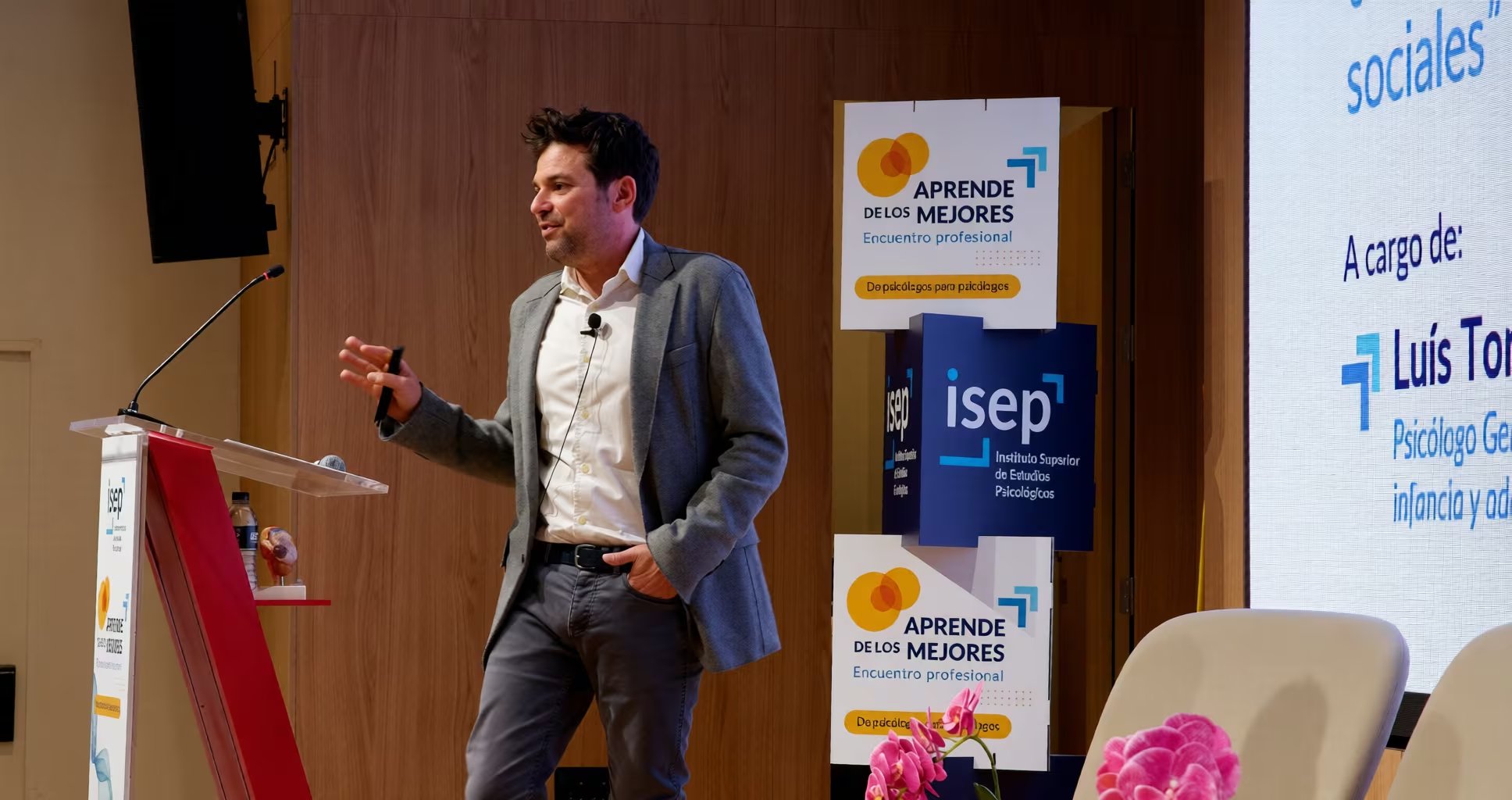 Luis Torres, en el seminario organizado por el ISEP. (cedida)