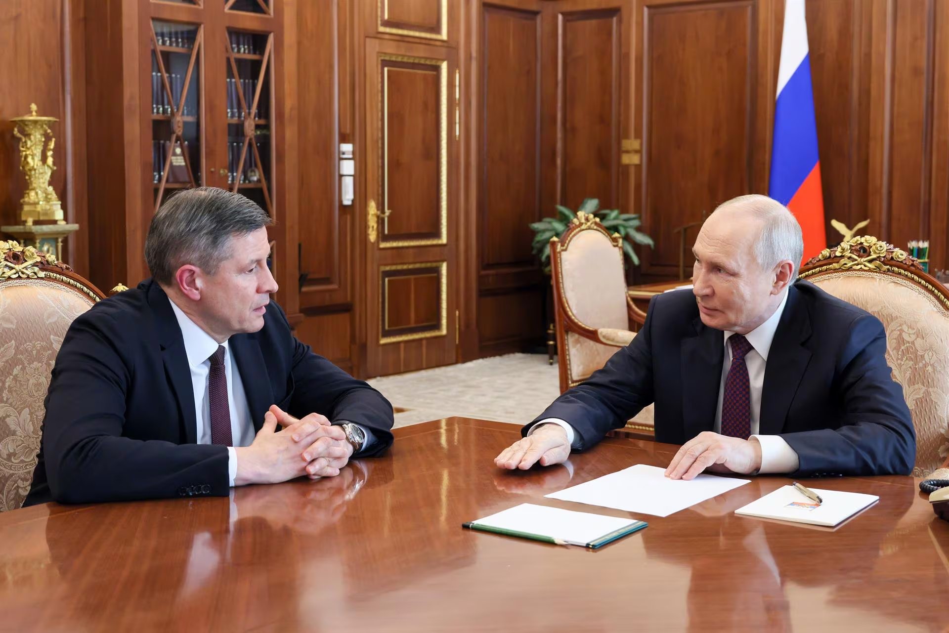 El Kremlin designó a un general con experiencia de combate y a un ex funcionario de ocupación para conducir Belgorod y Briansk, dos zonas bajo presión constante de Kiev