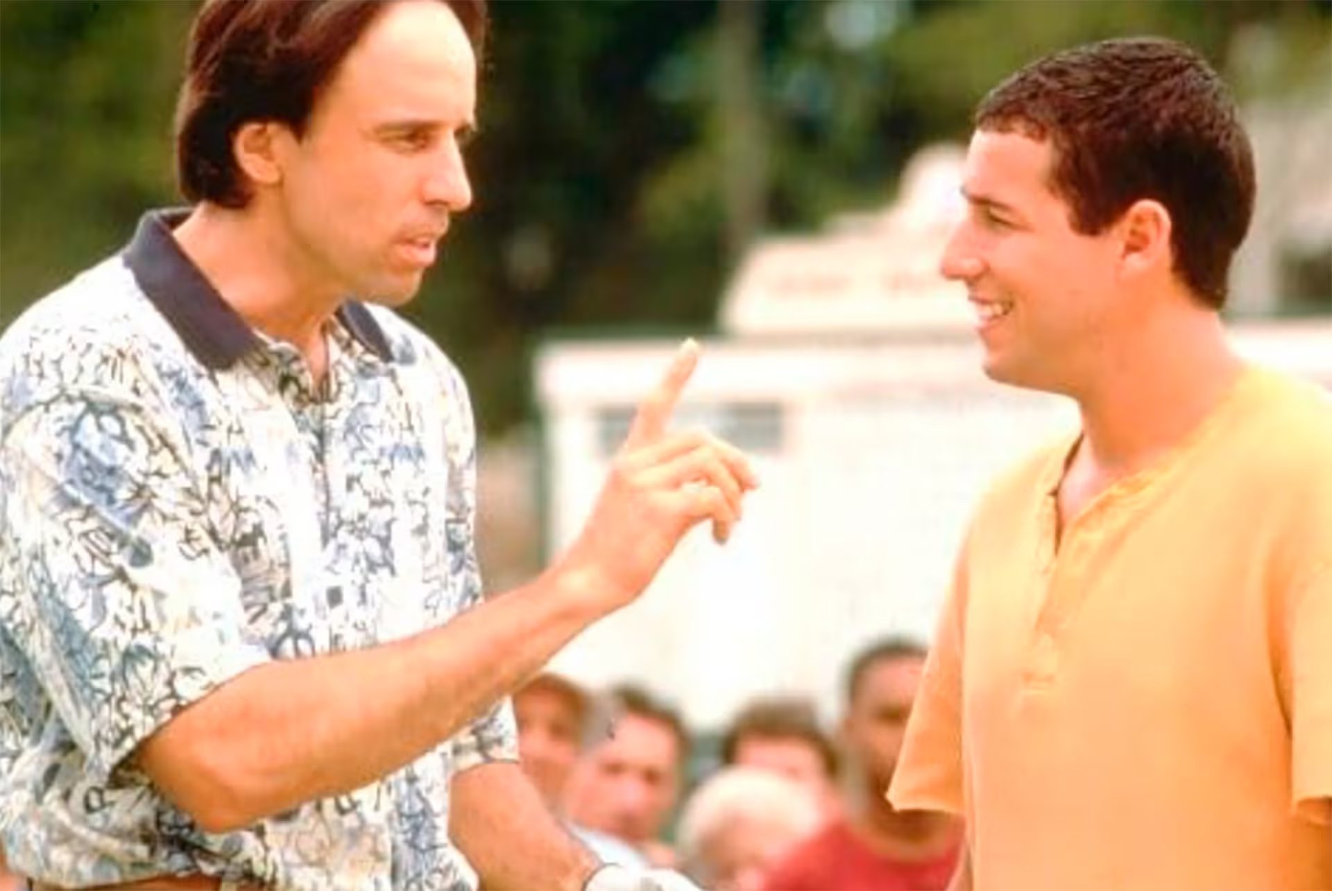 En los últimos dos años, Kevin Nealon enfrentó interrupciones en shows por emergencias médicas, sumando desafíos al trabajo del comediante (Imdb)