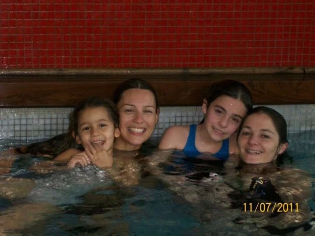 La familia de Pampita mantiene vivo el recuerdo de Blanca Vicuña, fallecida a los seis años por una neumonía hemorrágica en 2012