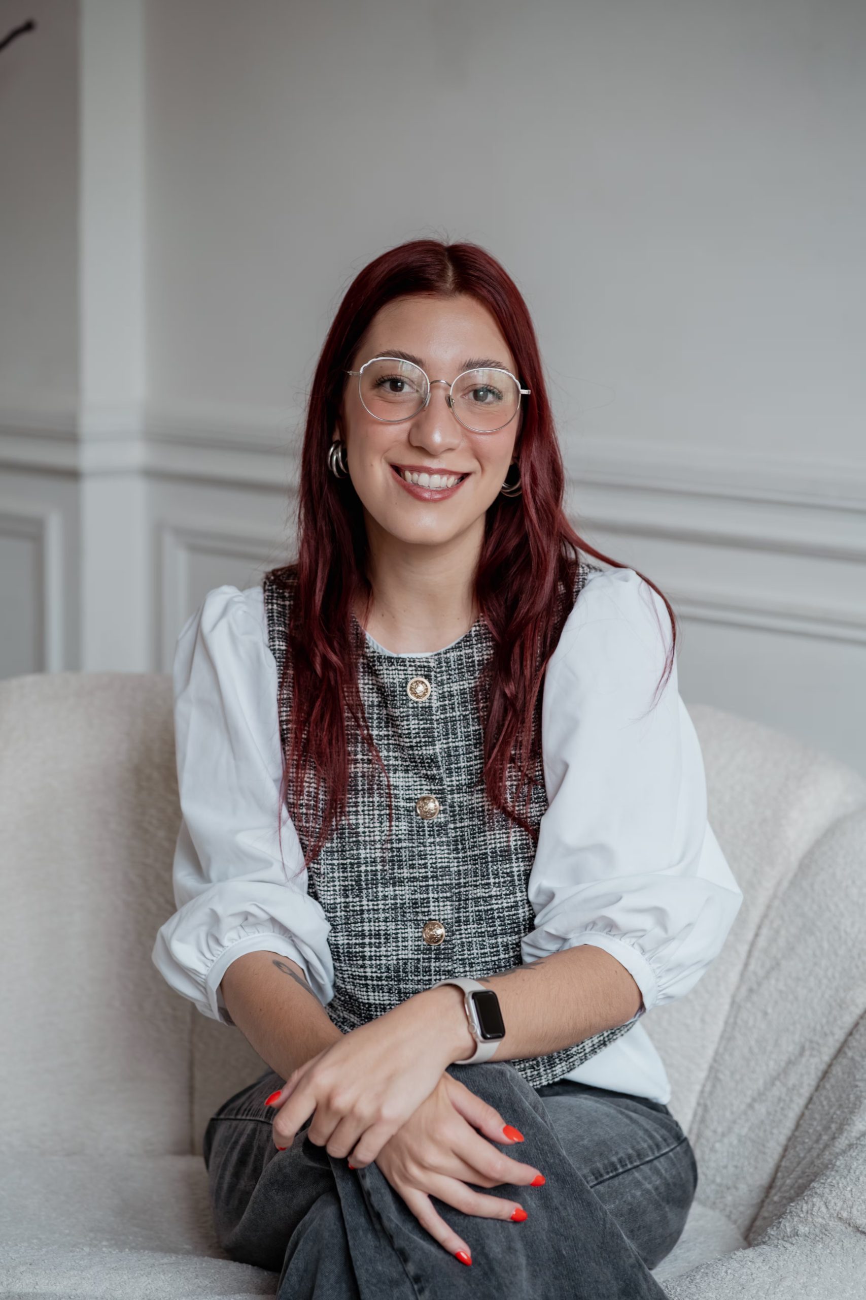 Ivana Kasper debuta como autora de romance con su novela Más inmenso que el cielo, tras años liderando clubes y comunidades lectoras online (Gentileza de la autora)