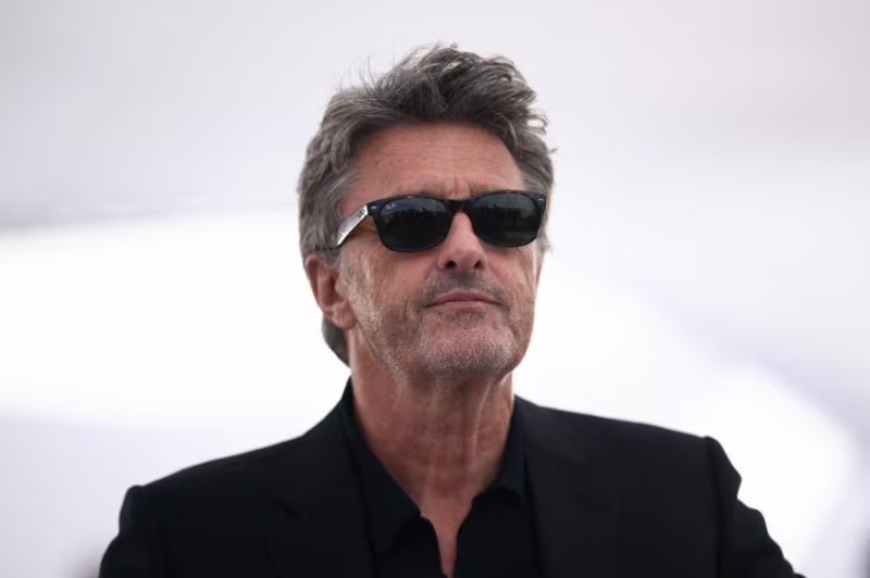 La dirección de Pawel Pawlikowski en blanco y negro condensa las tensiones de la desnazificación 