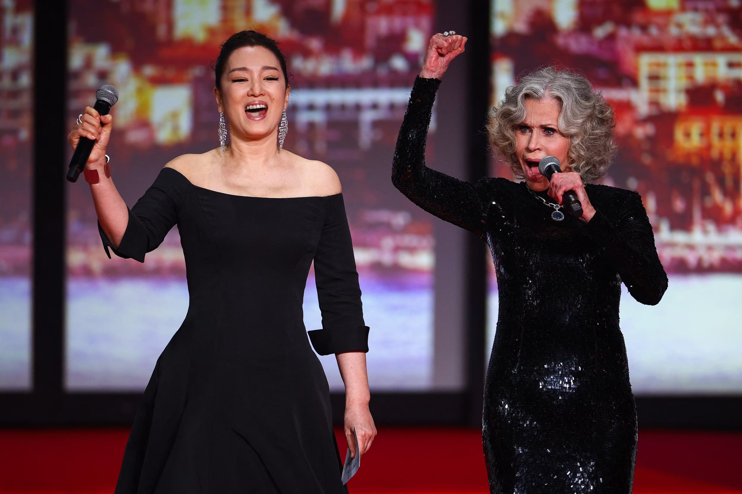 Las actrices Jane Fonda y Gong Li inauguraron la 79ª edición del Festival de Cannes subrayando el papel del cine como fuente de empatía social