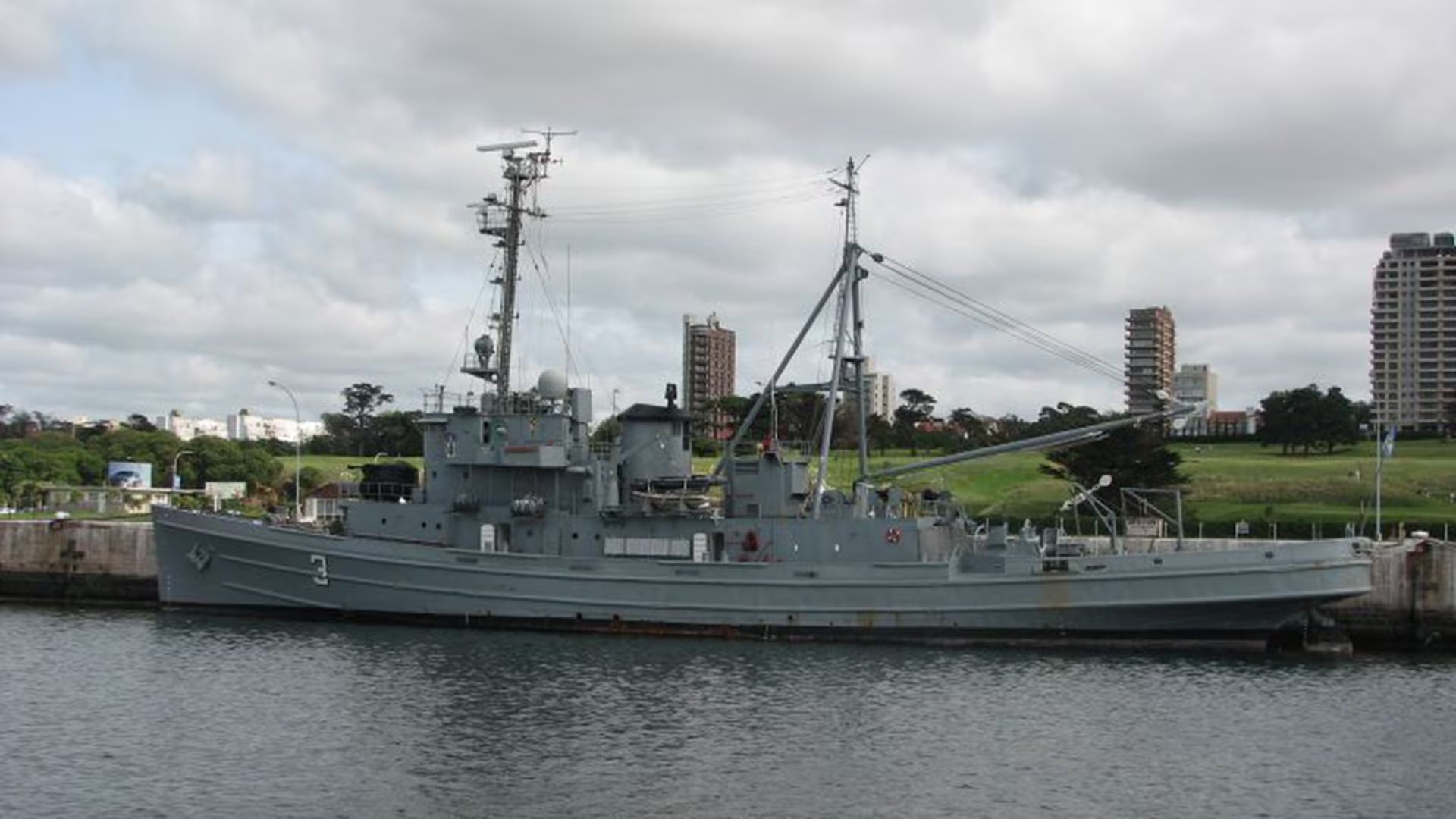 El aviso Gurruchaga, una nave que por sus dimensiones y maniobrabilidad, cumplió una destacada tarea en el rescate (Wikipedia)