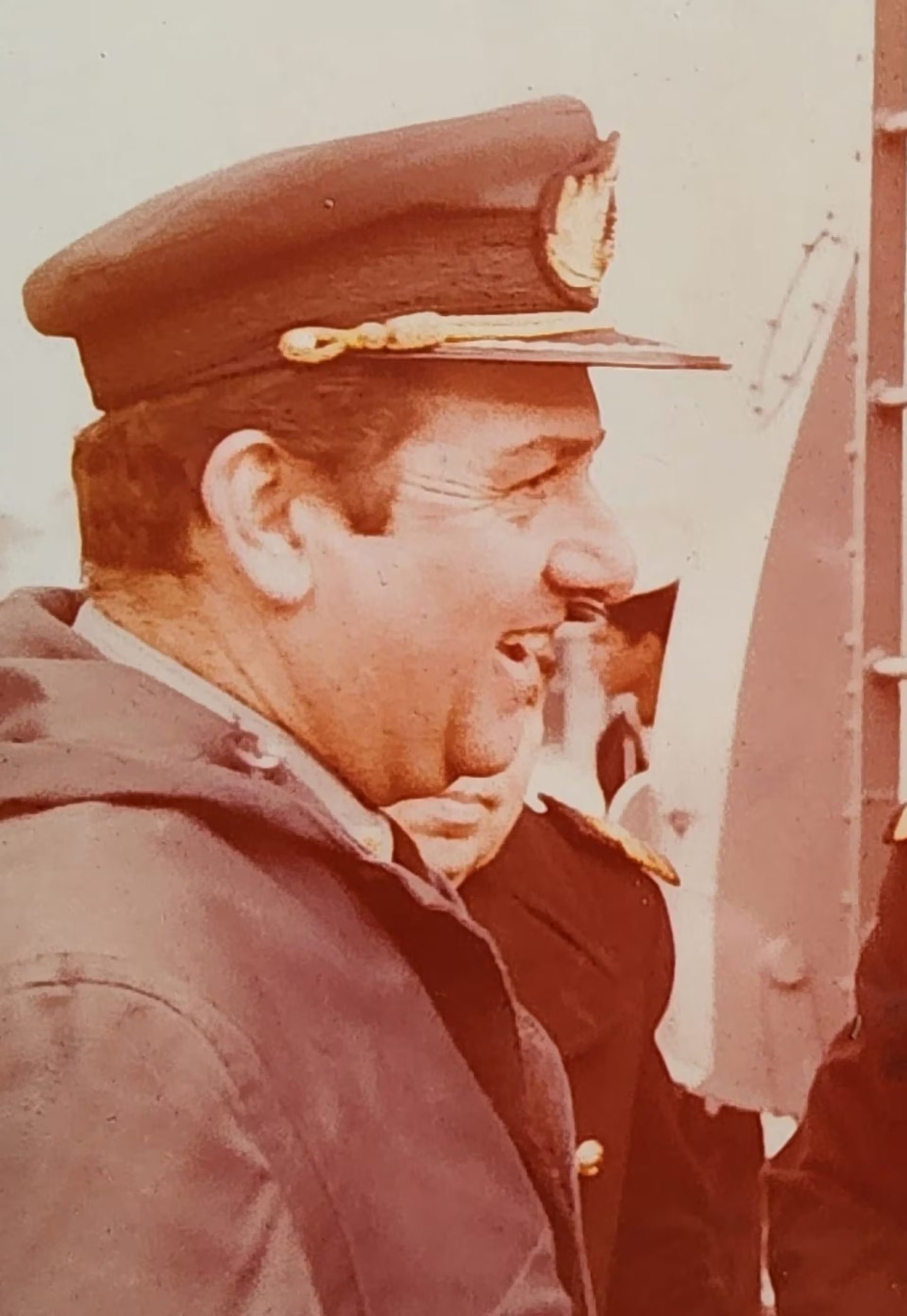 Al capitán con cariño: Washington Bárcena, comandante del Bouchard, a quien todos recuerdan como una gran persona