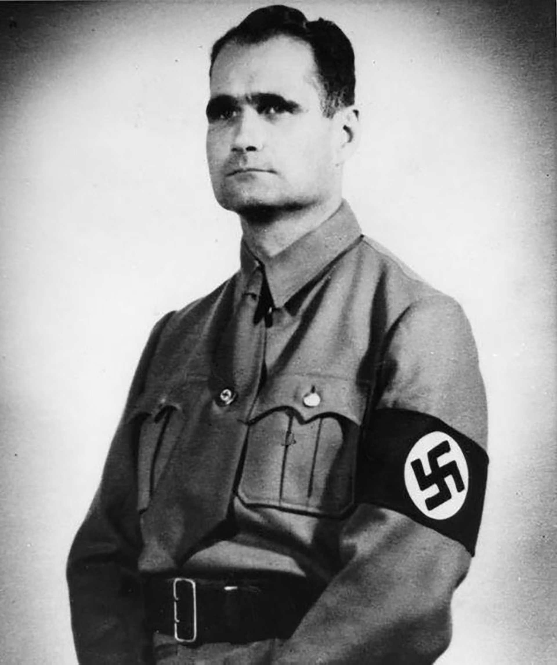 Rudolf Hess protagonizó uno de los episodios más enigmáticos de la Segunda Guerra Mundial al lanzarse en paracaídas sobre Escocia en 1941