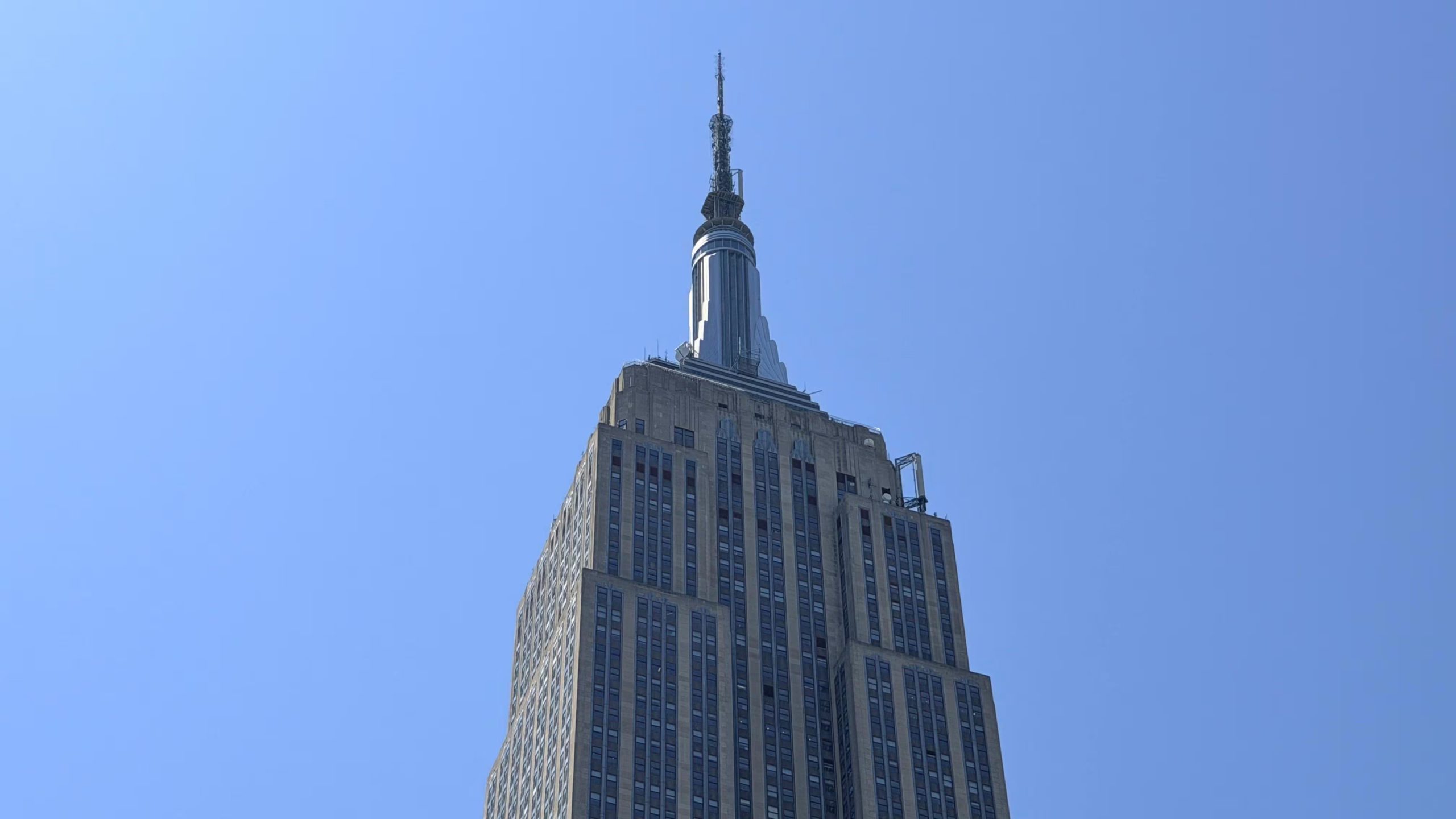 A pesar de las quejas, algunos residentes y visitantes consideran la transformación del skyline como parte inevitable del desarrollo de Nueva York (Opy Morales)