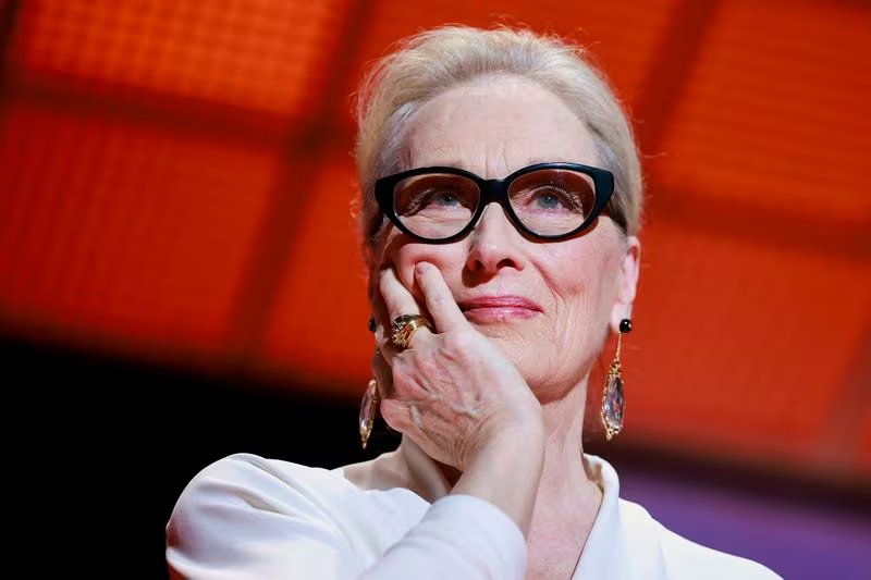 Streep ha señalado que usa productos cosméticos para el cuidado de su piel, pero no considera las arrugas un problema.
(REUTERS/Yara Nardi)