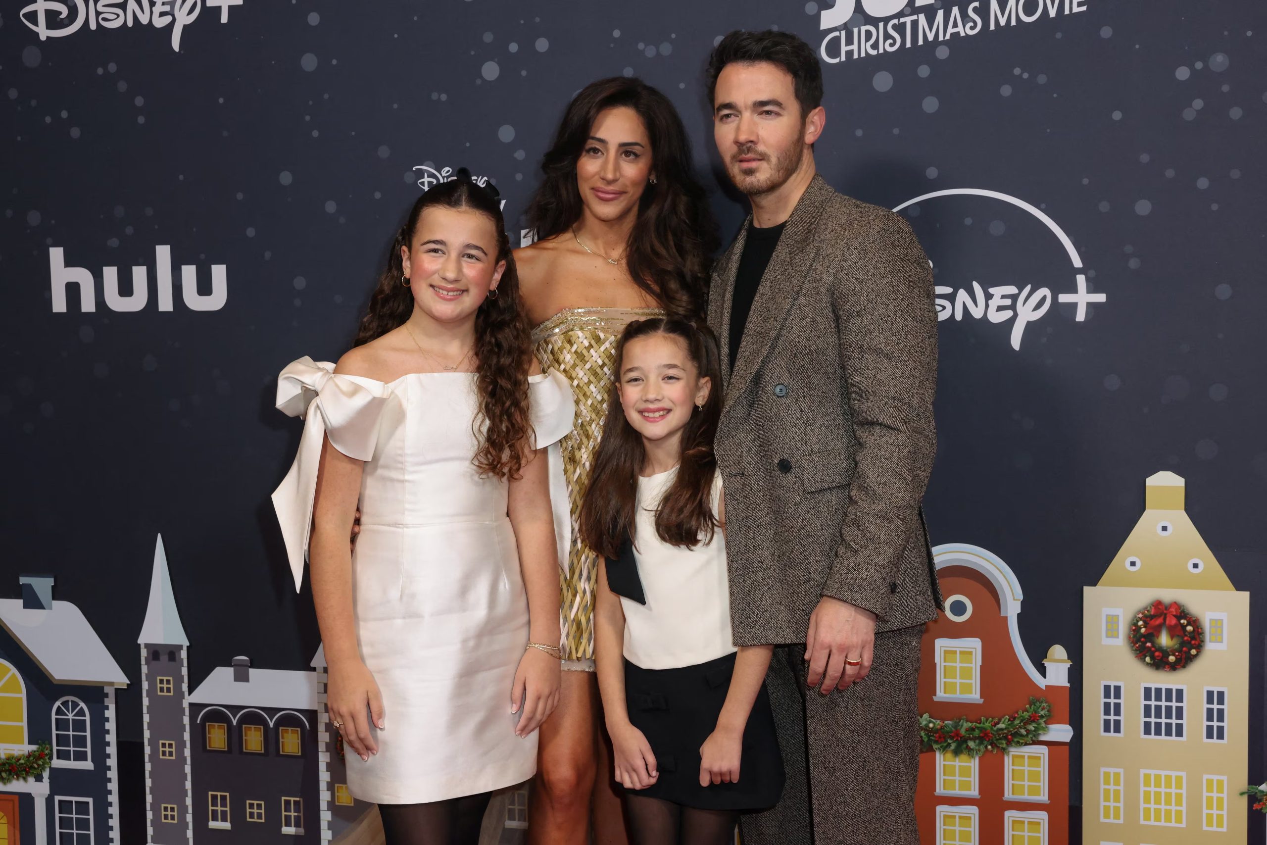 El cantante Kevin Jonas comparte cómo las exigencias profesionales impactan en el tiempo con sus hijas, Alena y Valentina (REUTERS/Kylie Cooper)