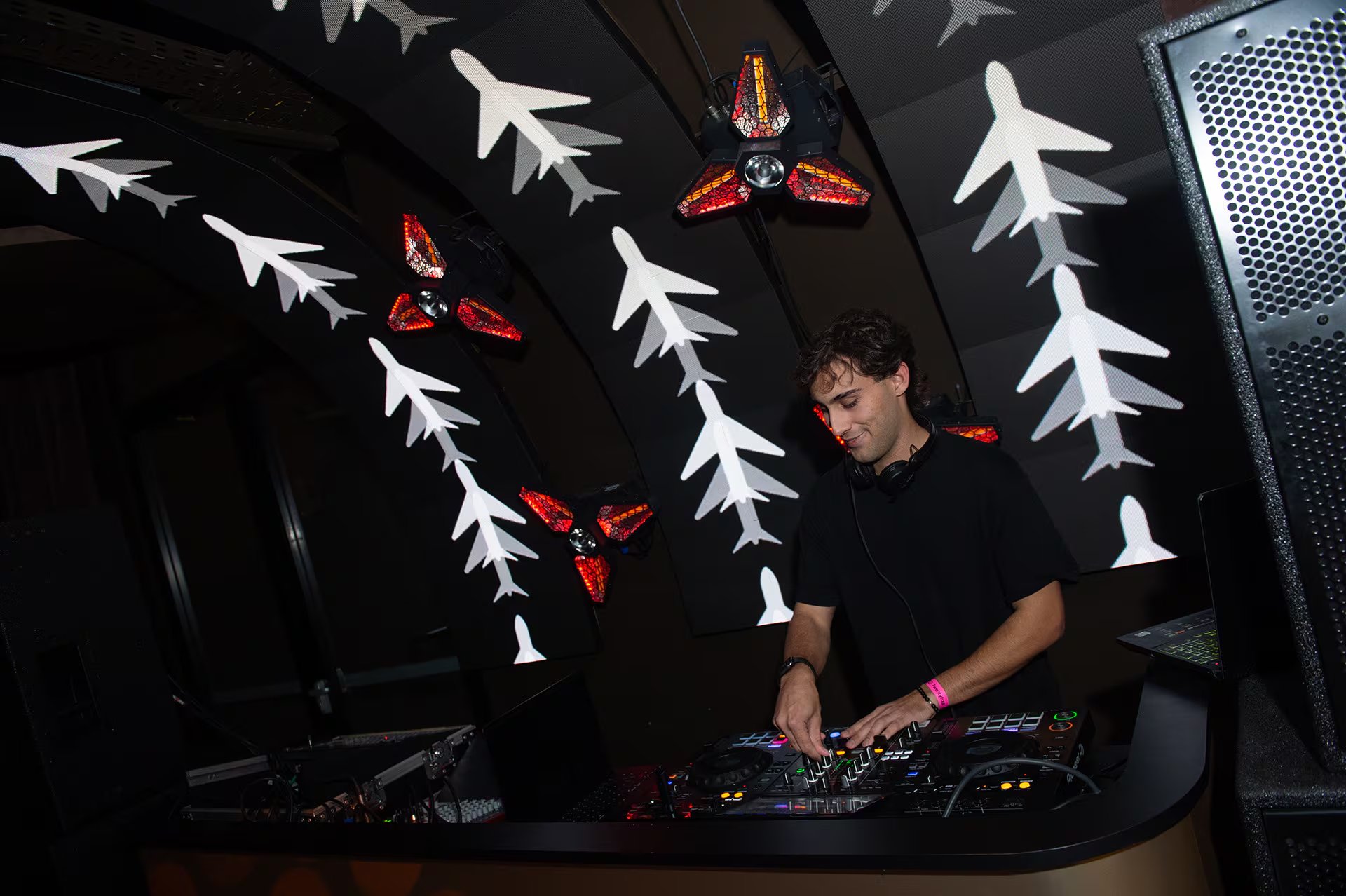 El evento estuvo musicalizado por la mejor música
