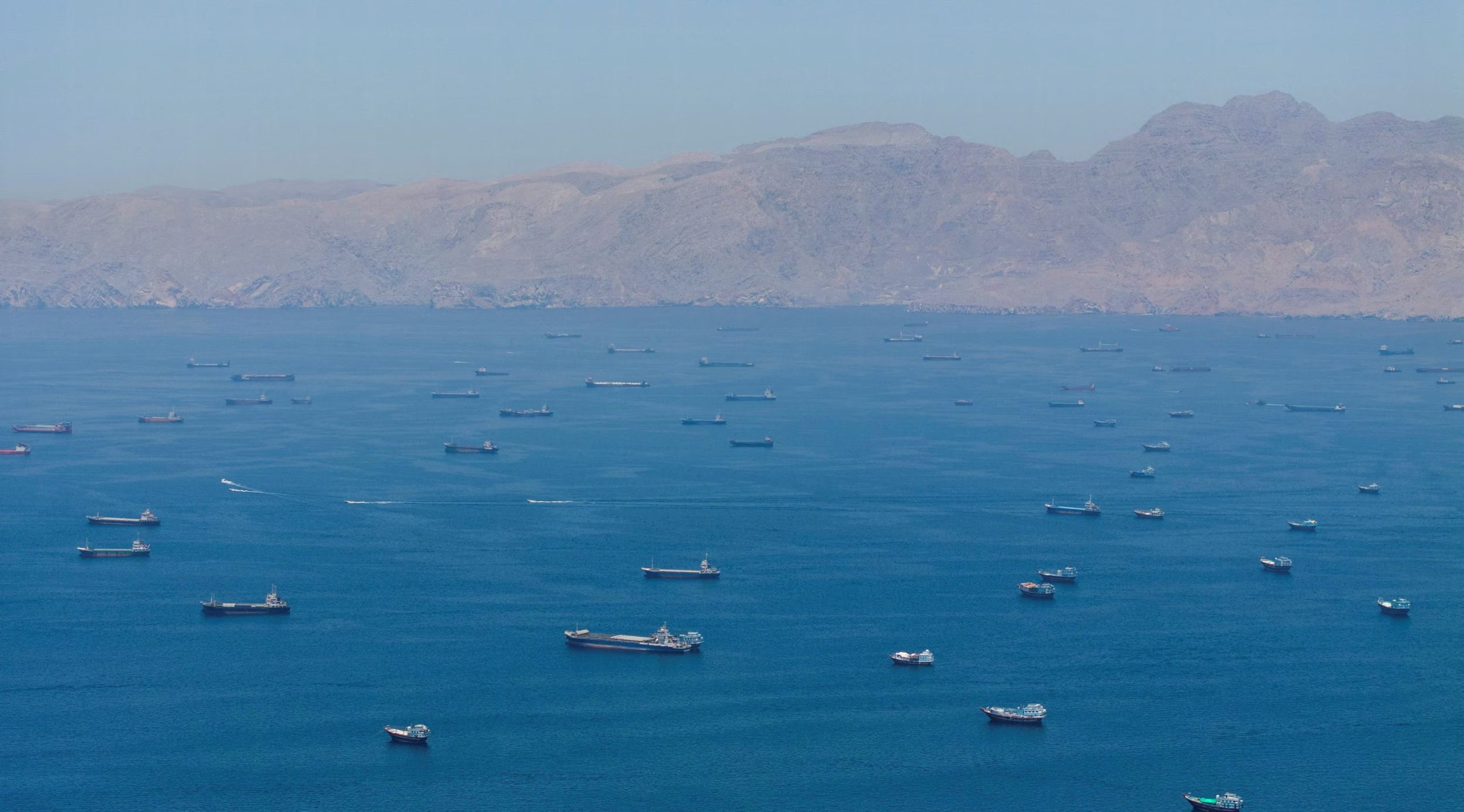 Irán asegura que mantiene un