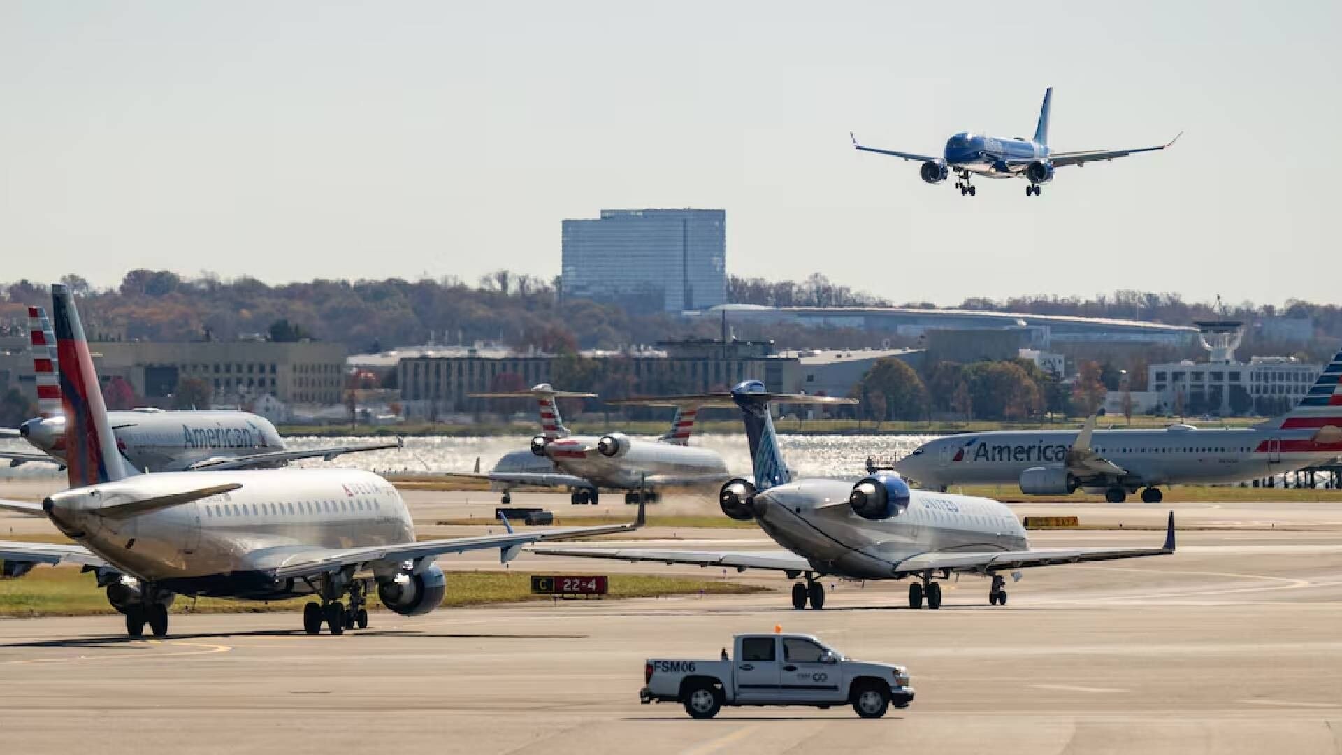 La Asociación de Viajes de Estados Unidos alerta sobre pérdidas para destinos que dependen de visitantes extranjeros y del comercio internacional (Reuters)