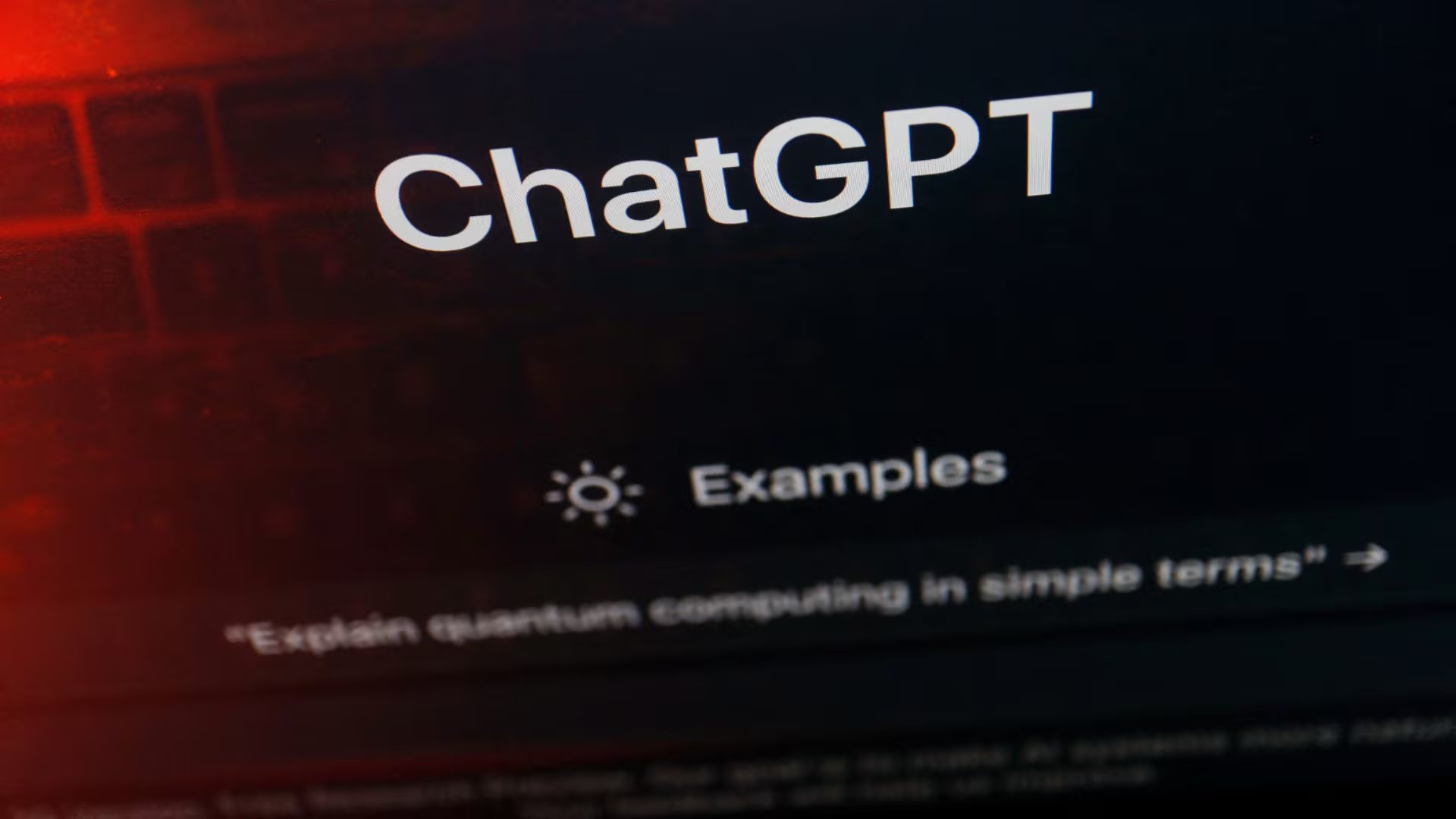 Los datos ingresados pueden ser usados por OpenAI para entrenar modelos, a menos que el usuario cambie la configuración de privacidad. (Reuters)