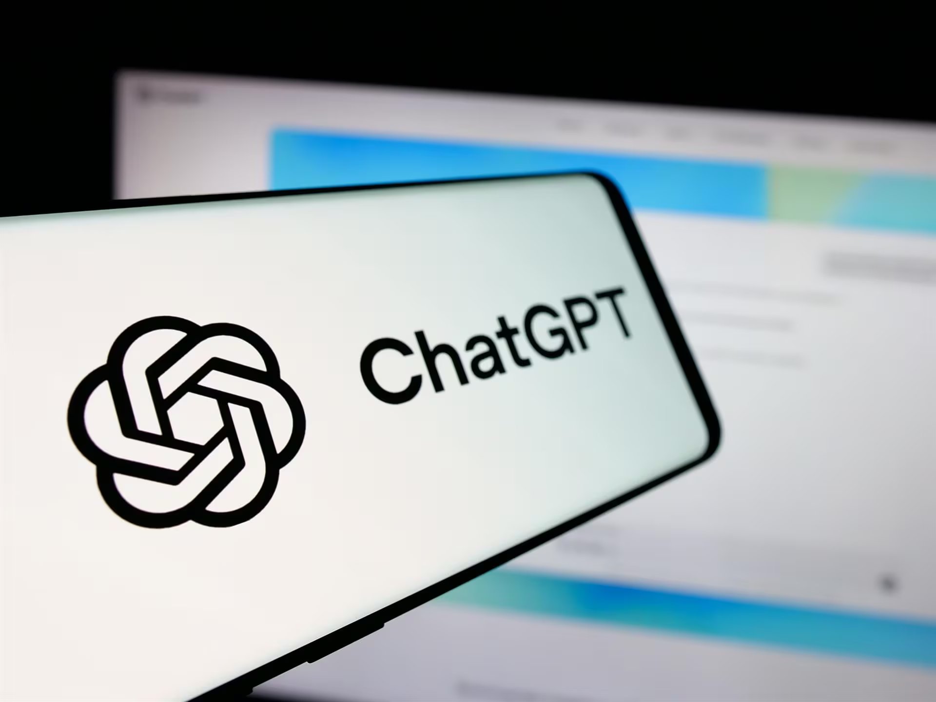 Las credenciales de acceso a ChatGPT se han convertido en un objetivo para ciberdelincuentes en la Dark Web. (Europa Press)