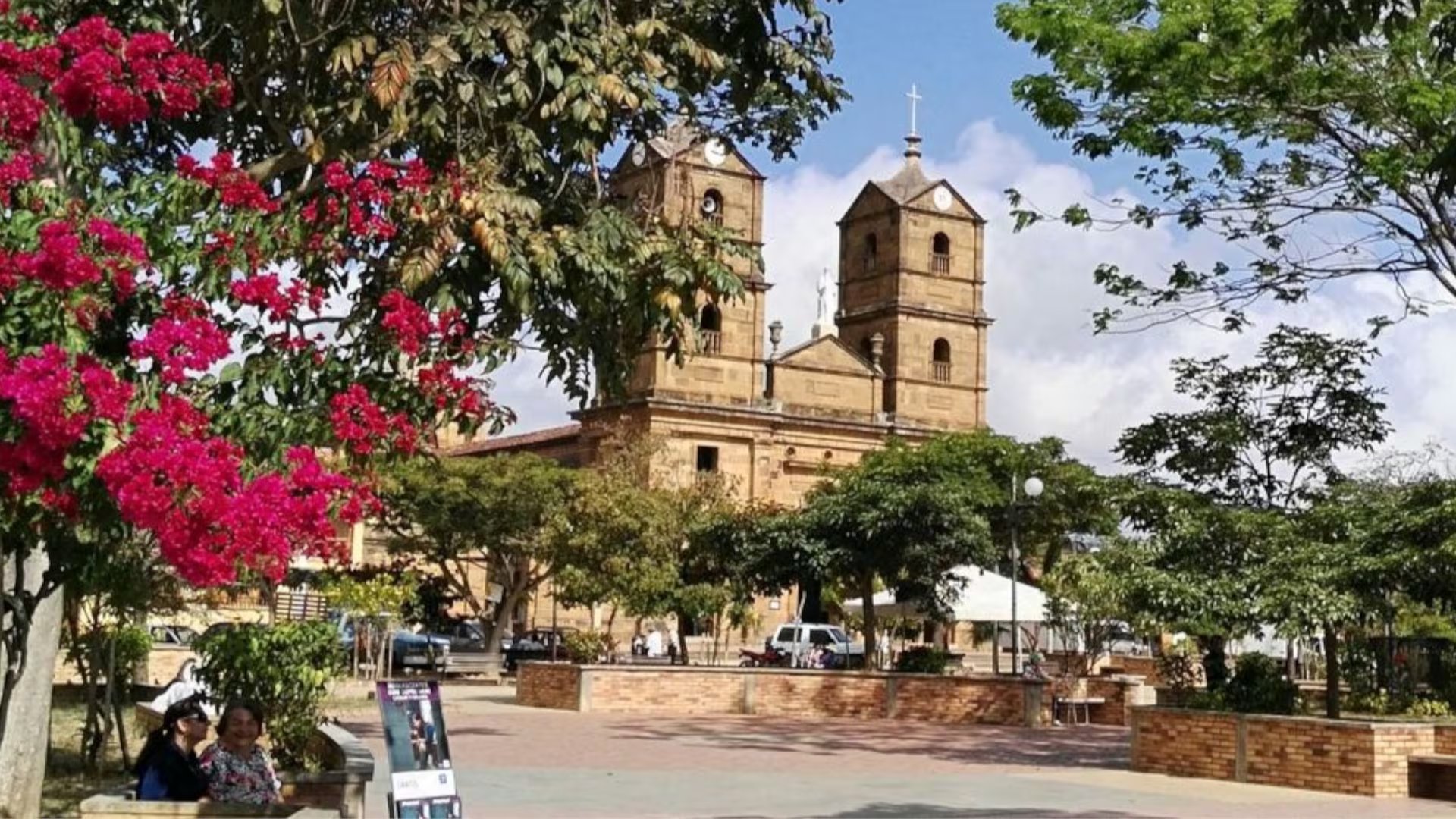 Zapatoca combina arquitectura colonial, historia y actividades al aire libre, posicionándose como un referente del turismo sostenible en Santander - crédito @alczapatoca/X