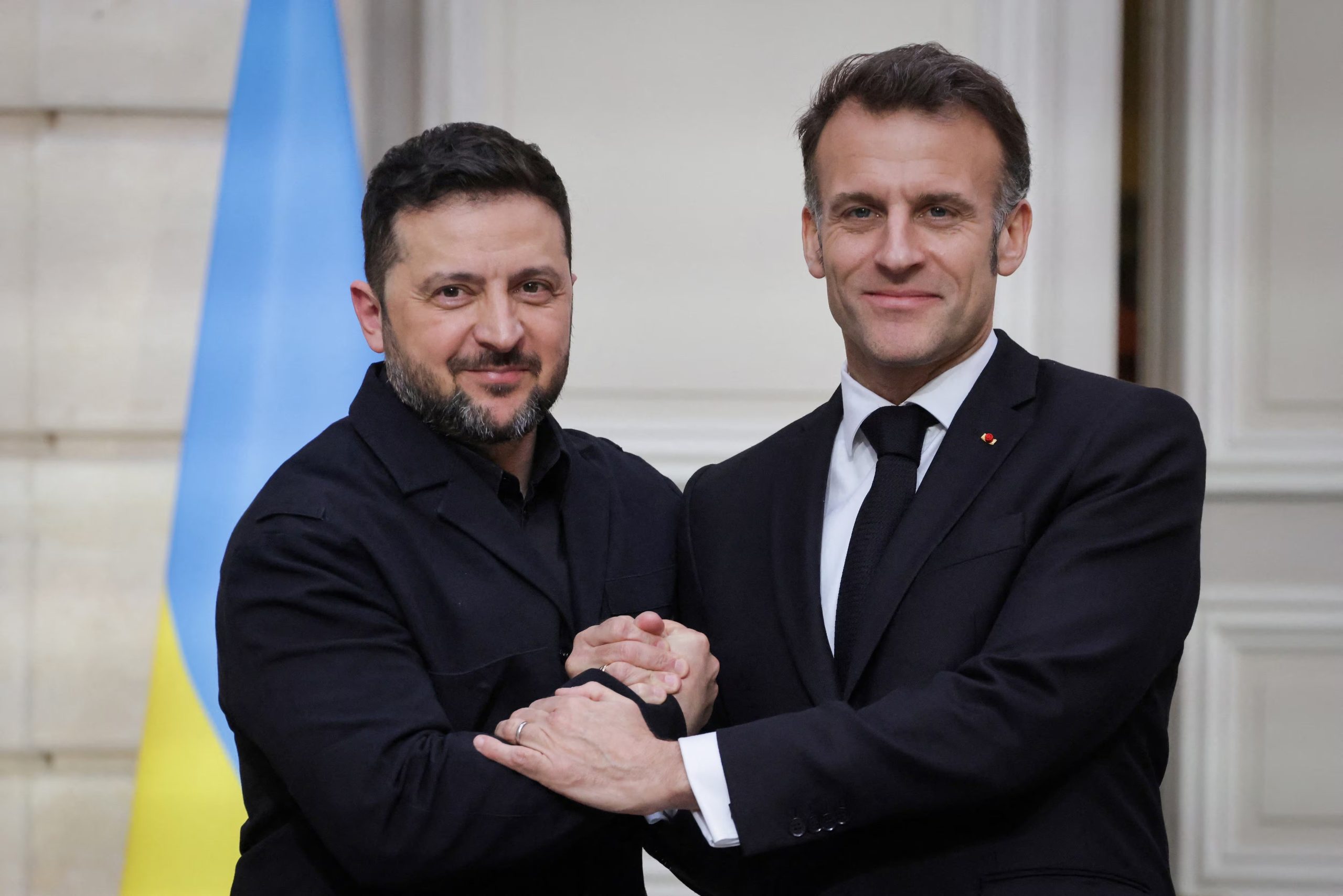 Alemania y Francia denunciaron el aumento de la agresividad rusa, destacando la masiva ofensiva con misiles Oréshnik contra infraestructuras civiles en Ucrania. (REUTERS/ARCHIVO)