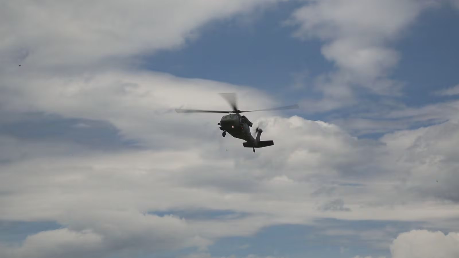 Tropas del Ejército y la Fuerza Aeroespacial sostuvieron fuertes combates contra la estructura Jaime Martínez en zona rural de Suárez, Cauca. - crédito @Ejercito_Div3/X