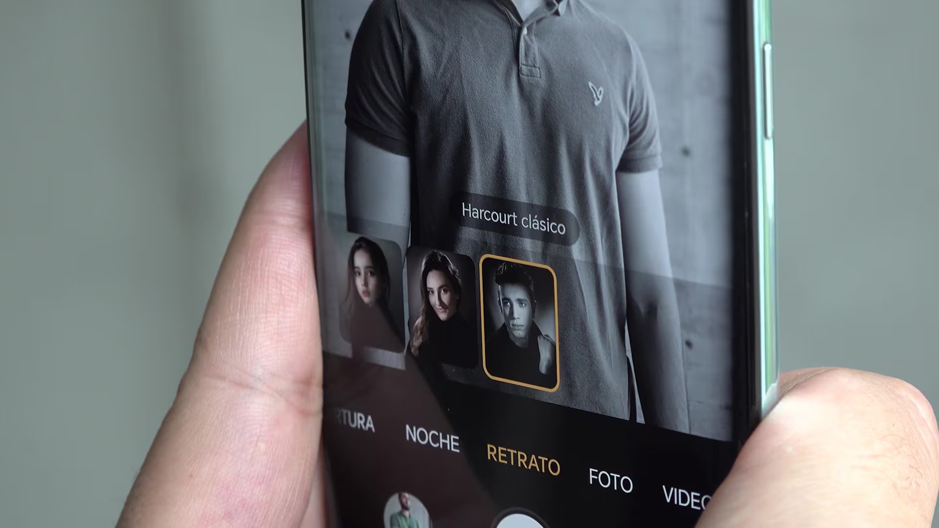 La colaboración con Studio Harcourt lleva la fotografía móvil a un nuevo nivel. Crédito: Infobae México