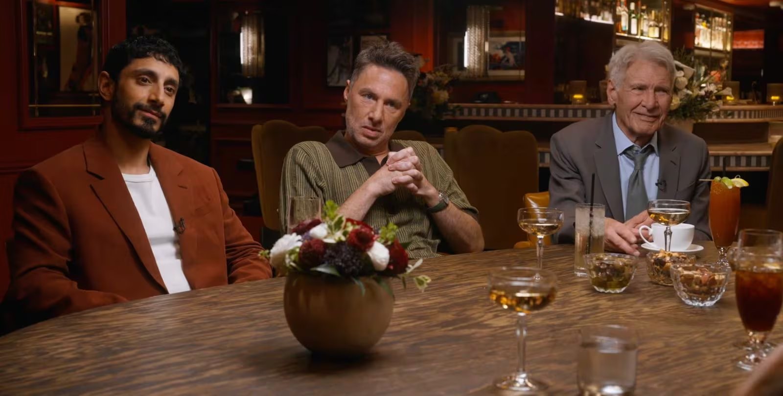 La conversación reveló las dificultades para conciliar la vida personal con la exposición mediática constante en la industria del entretenimiento de Los Ángeles (Captura de video: YouTube/@hollywoodreporter)