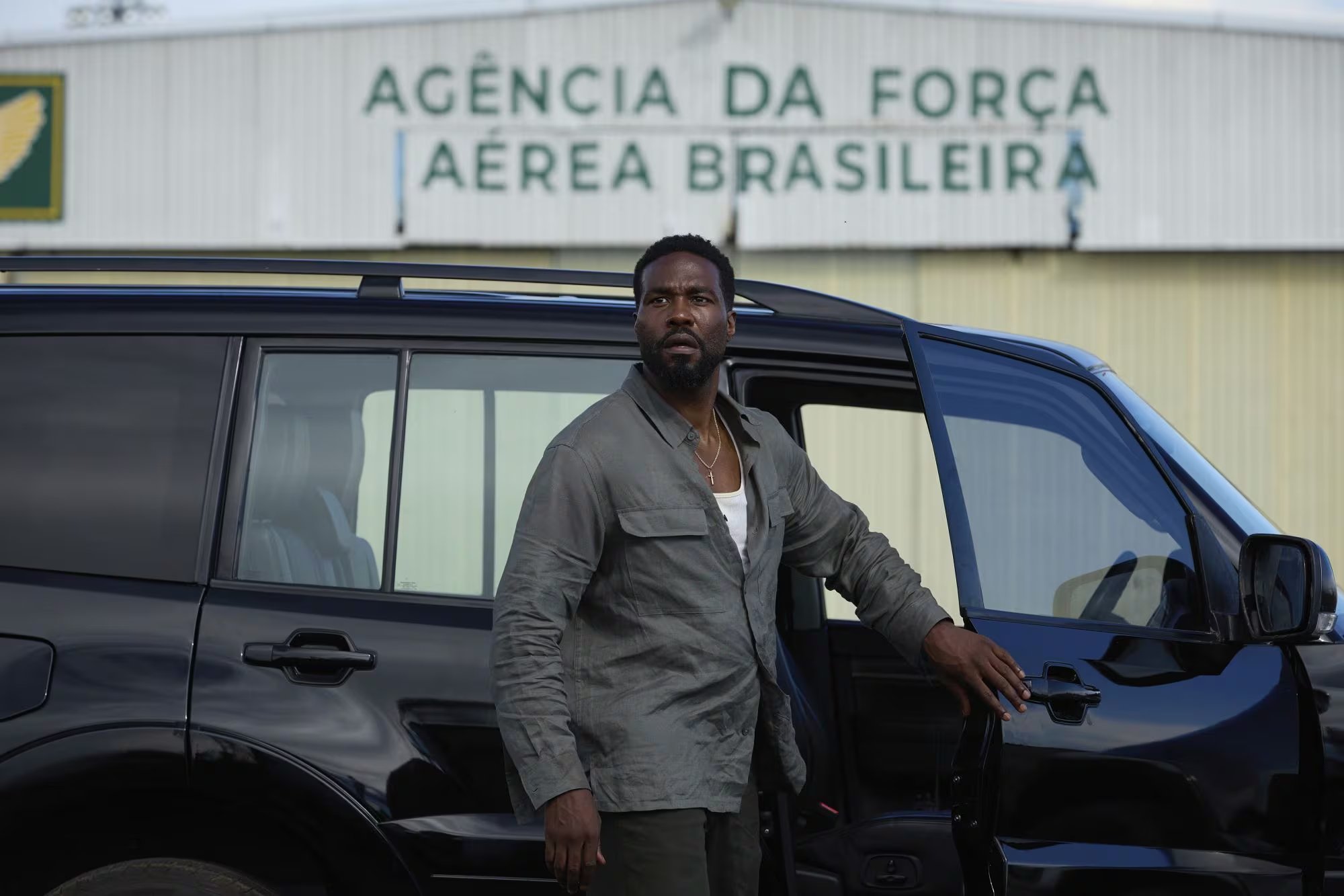 Netflix deja abierta la puerta a una segunda temporada con Creasy nuevamente vinculado a la CIA (Netflix)