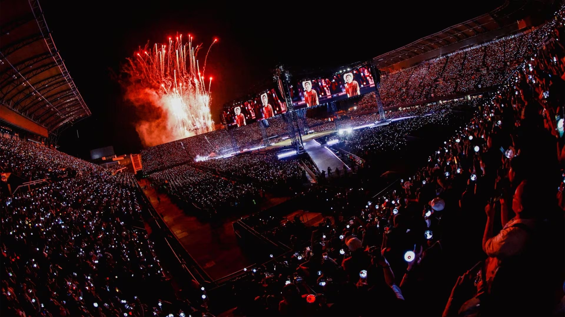 BTS durante su concierto en el Estadio GNP Seguros. (bts_bighit)