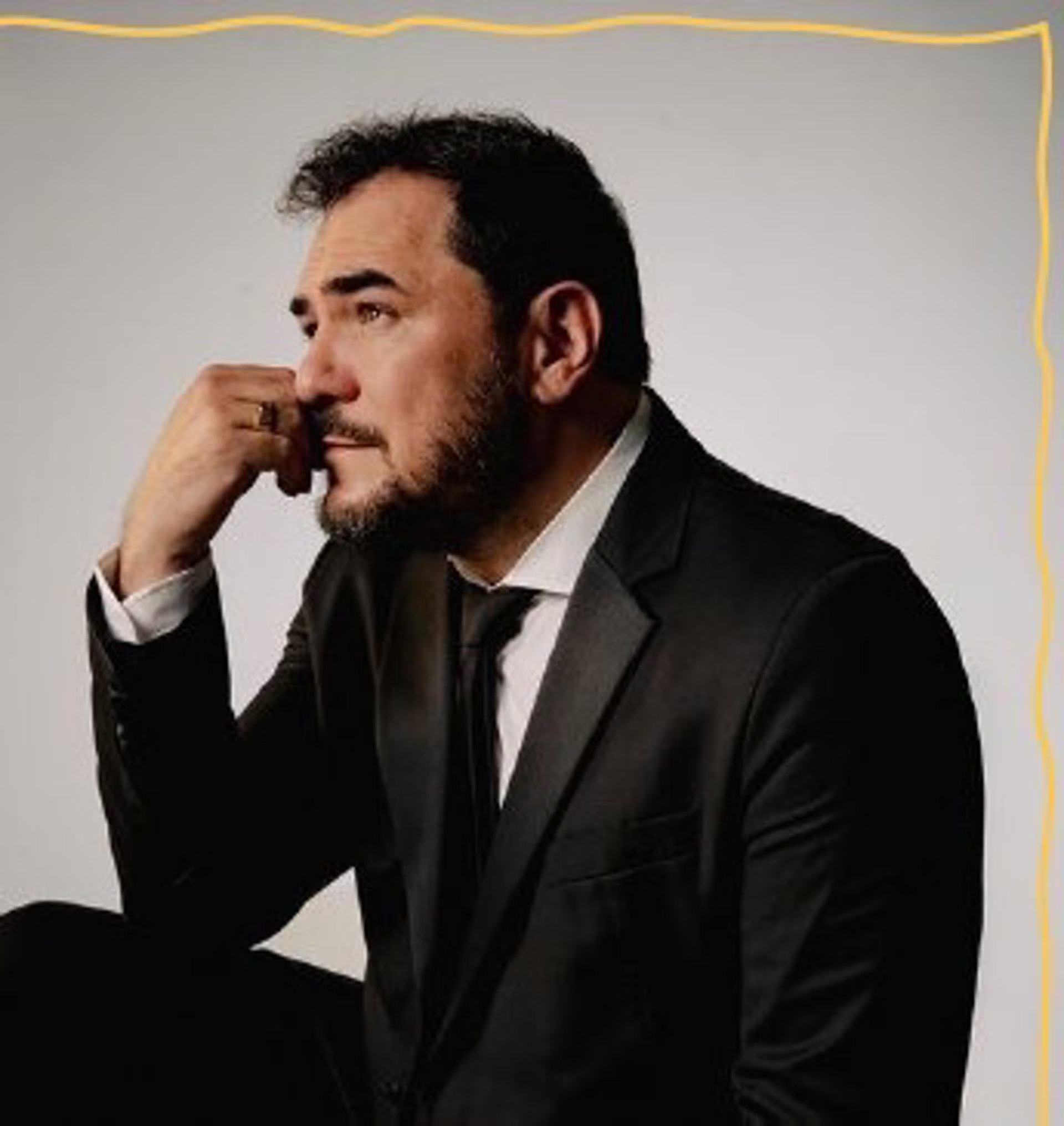 Ismael Serrano protagoniza 'Golpe a golpe, verso a verso', una obra inspirada en la vida y poemas de Antonio Machado