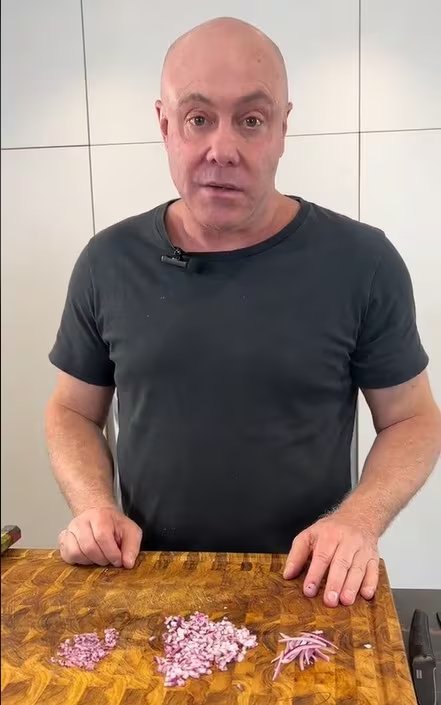El chef confesó que, aunque logró ser uno de los mejores en el restaurante, nunca recibió un buen trato - crédito @jorge.rausch/TikTok