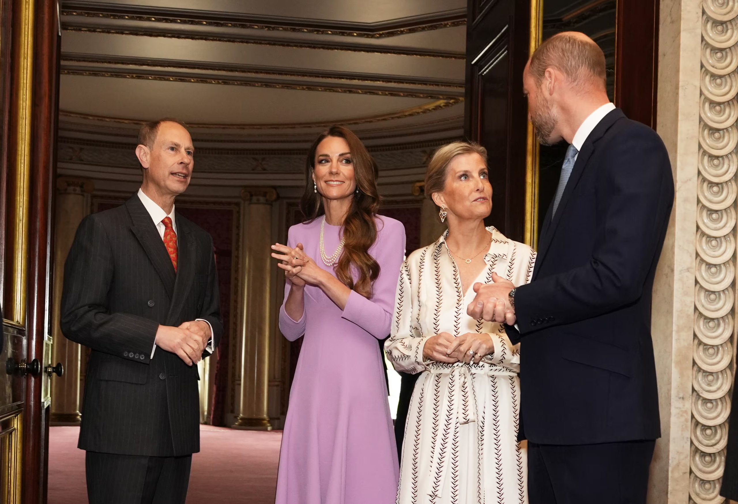 La familia real británica celebra el centenario de la reina Isabel II (Grosby)