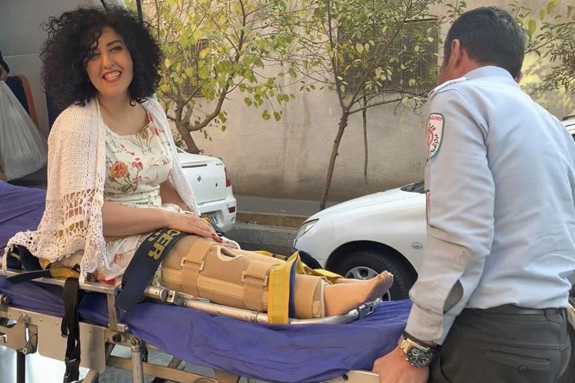 Mohammadi sufrió recientemente dolores severos en el pecho, espalda y brazos, además de episodios de presión arterial inestable y un marcado deterioro físico