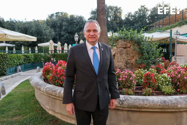 Arnoldo André Tinoco, durante la entrevista con EFE en Roma (EFE/ Marta Rullán/Archivo)