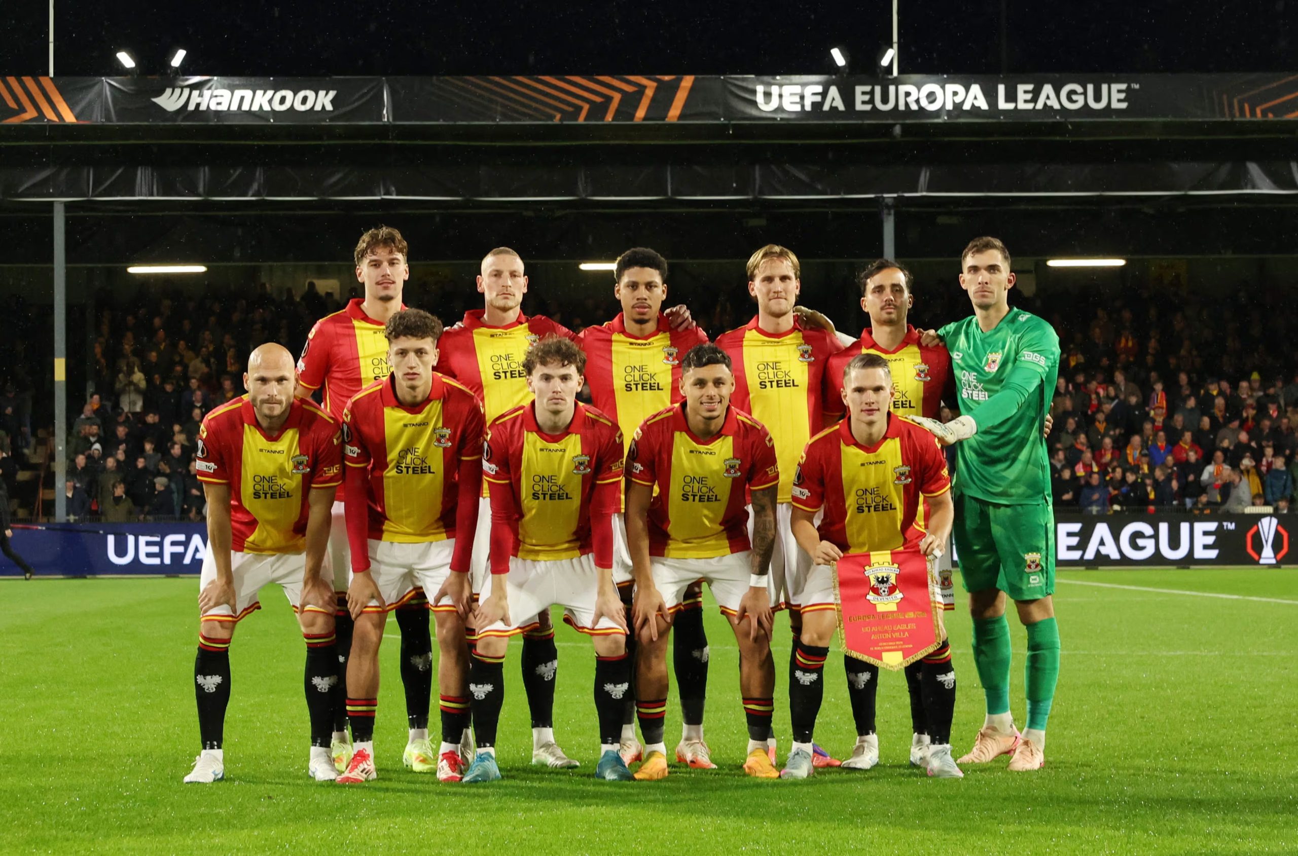 El Go Ahead Eagles es el equipo más popular de Deventer, Países Bajos, una ciudad de alrededor de 100.000 habitantes. REUTERS/Peter Lous